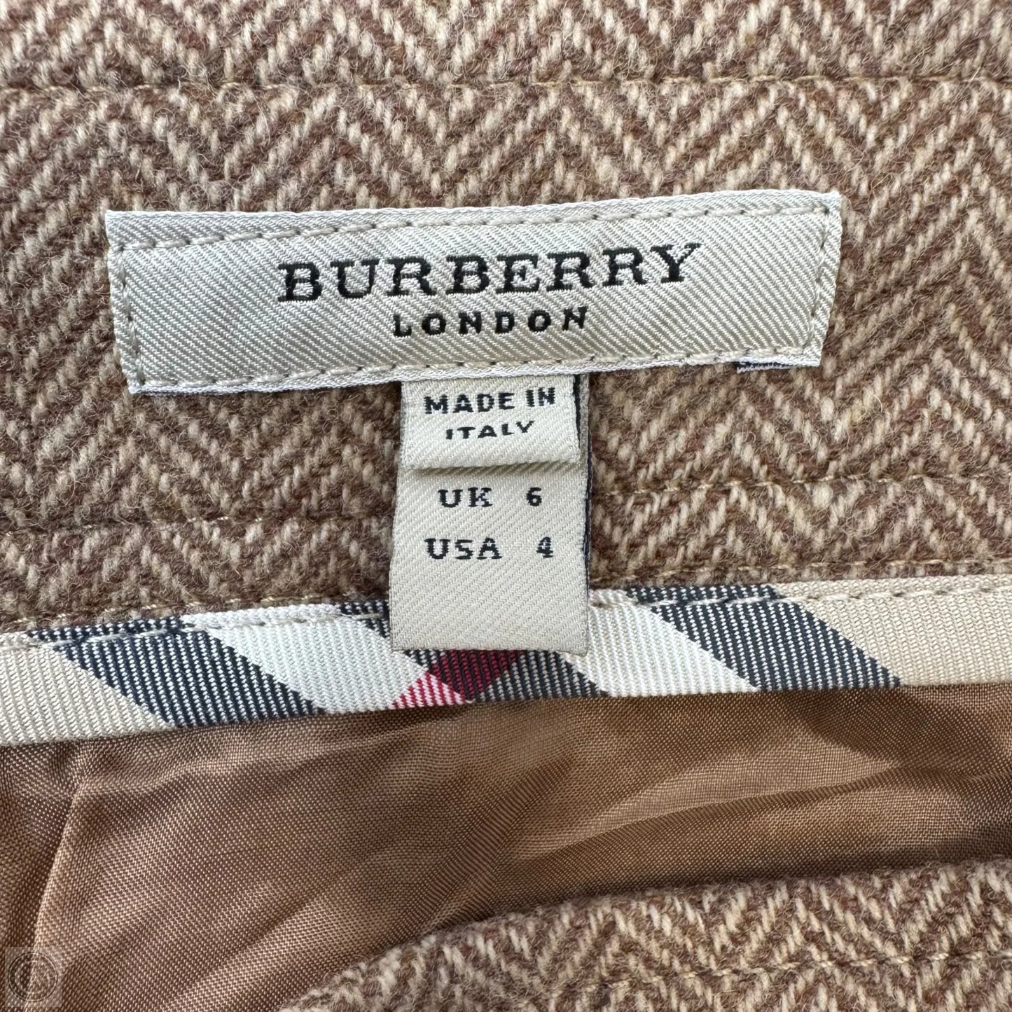 Skirt Luxury Designer By Burberry In Tan, Size: 4