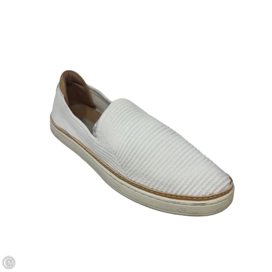 Shoes Designer By Ugg In White, Size: 8