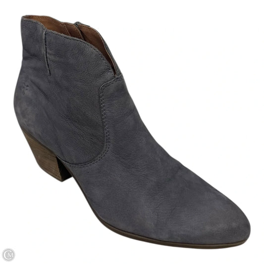 Judith Ankle Boots Designer By Frye In Grey, Size: 10