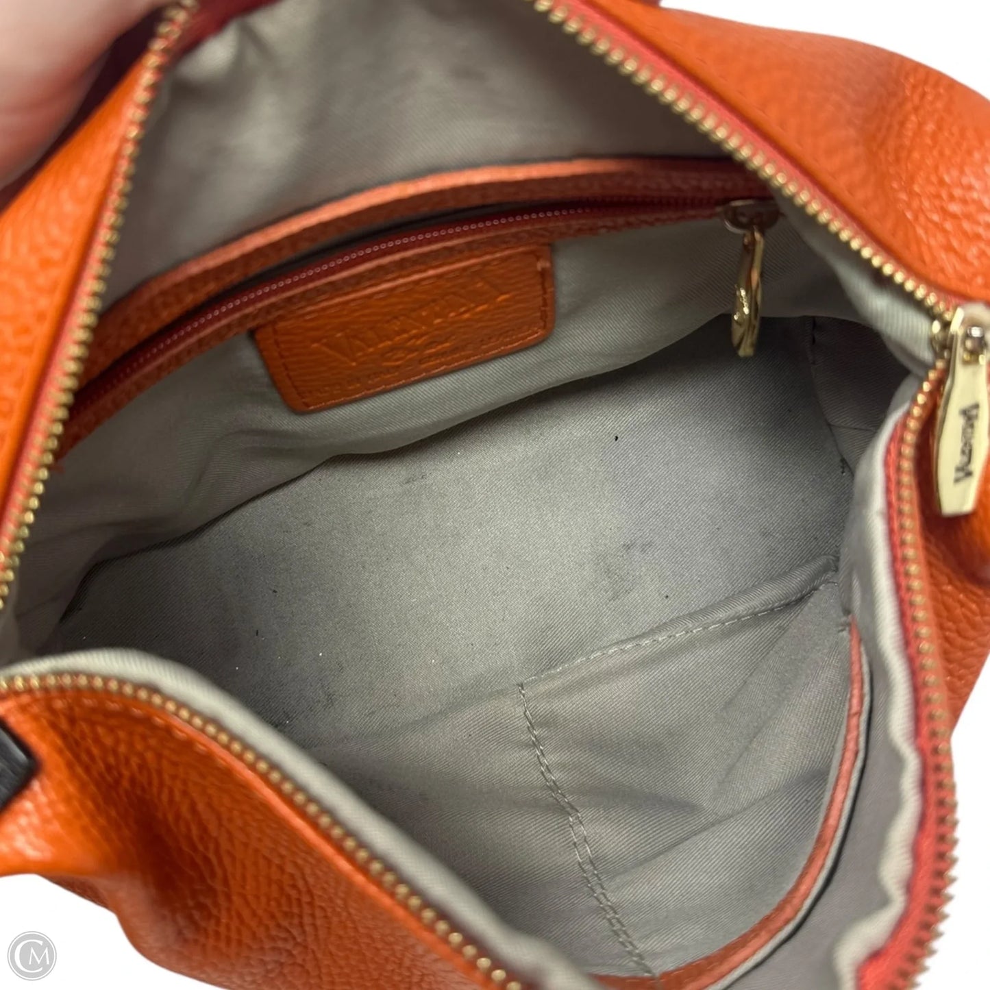 Shoulder Handbag Leather By Valentina, Size: Medium