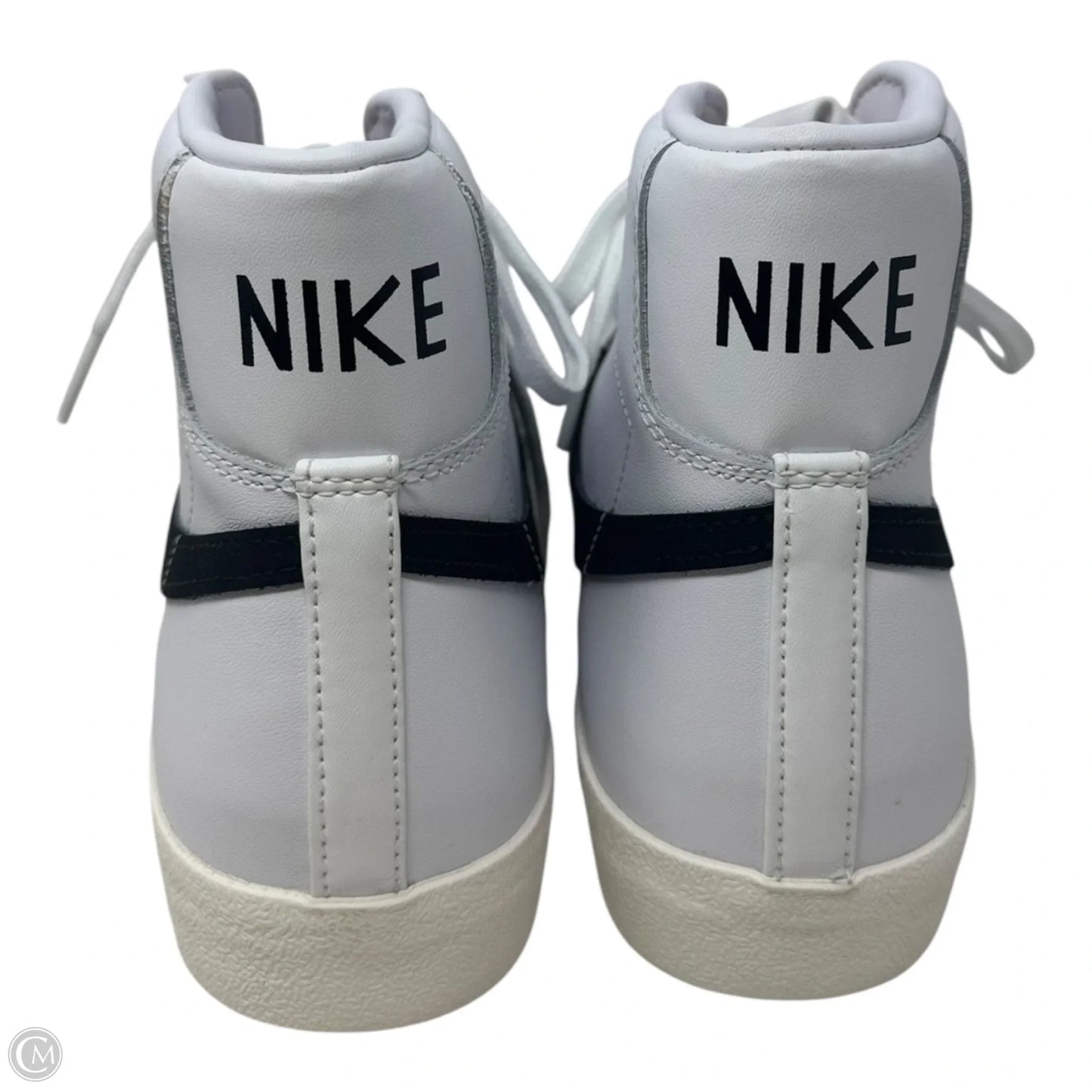 Shoes Sneakers By Nike In White, Size: 10.5