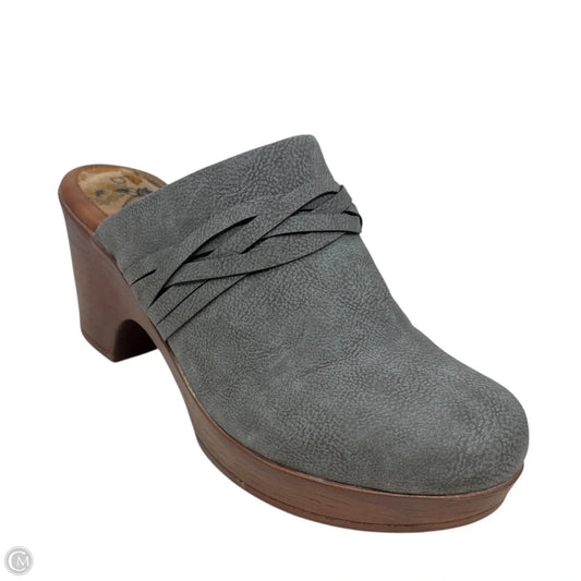 Cadi Clogs By b.o.c. In Grey, Size: 10