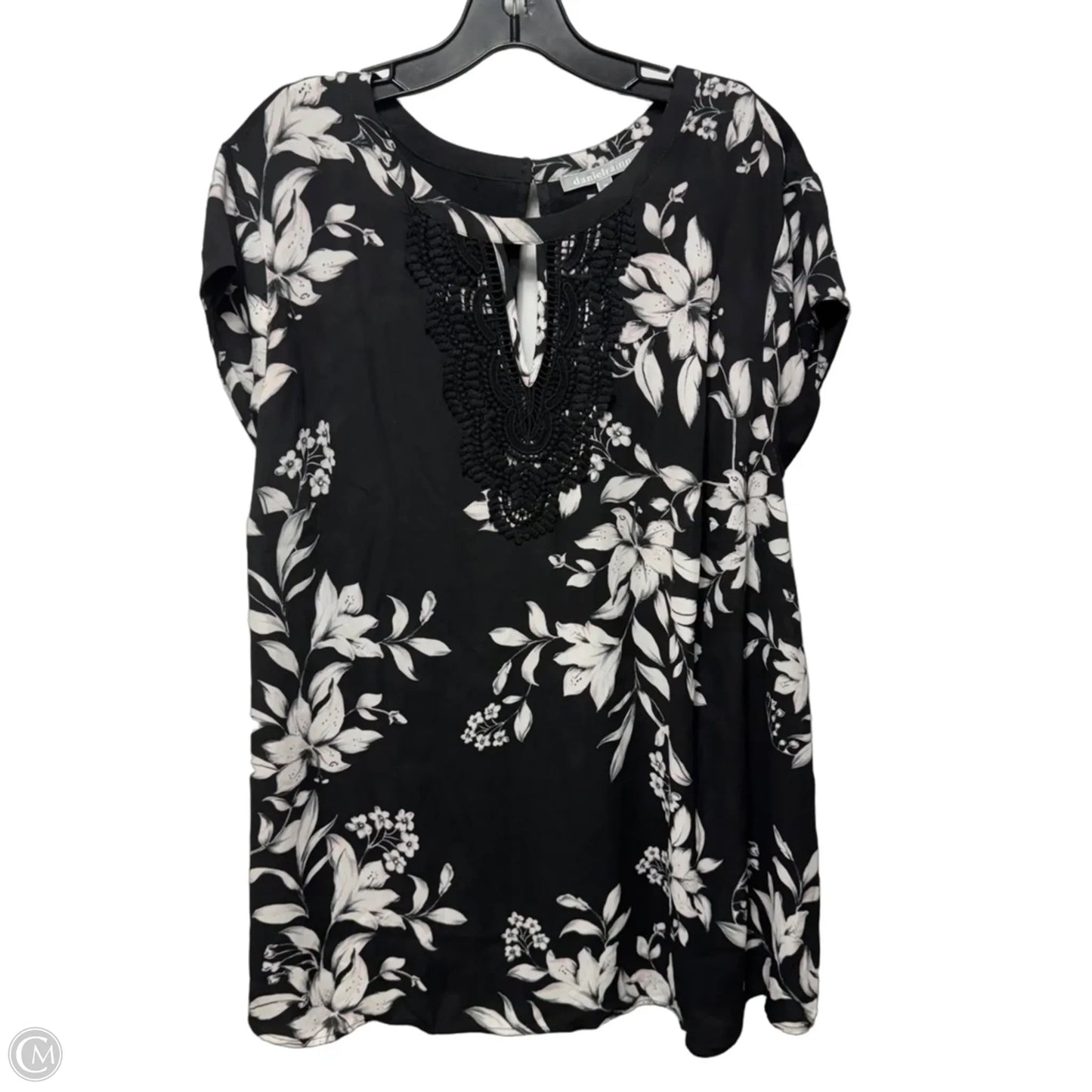 Top Short Sleeve By Daniel Rainn In Floral Print, Size: 3x