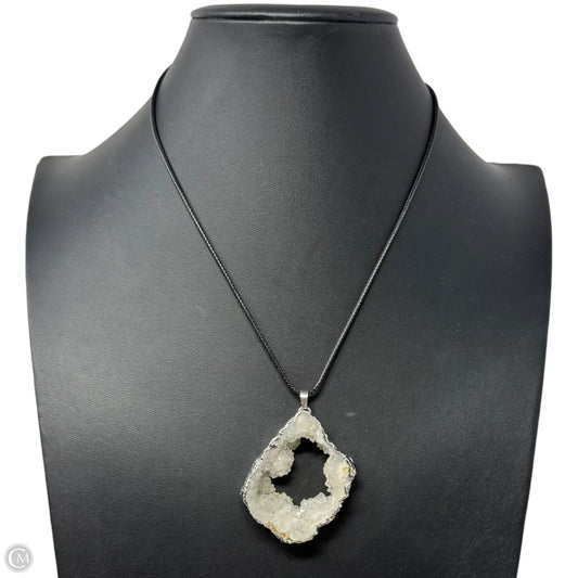 Geode Pendant Necklace