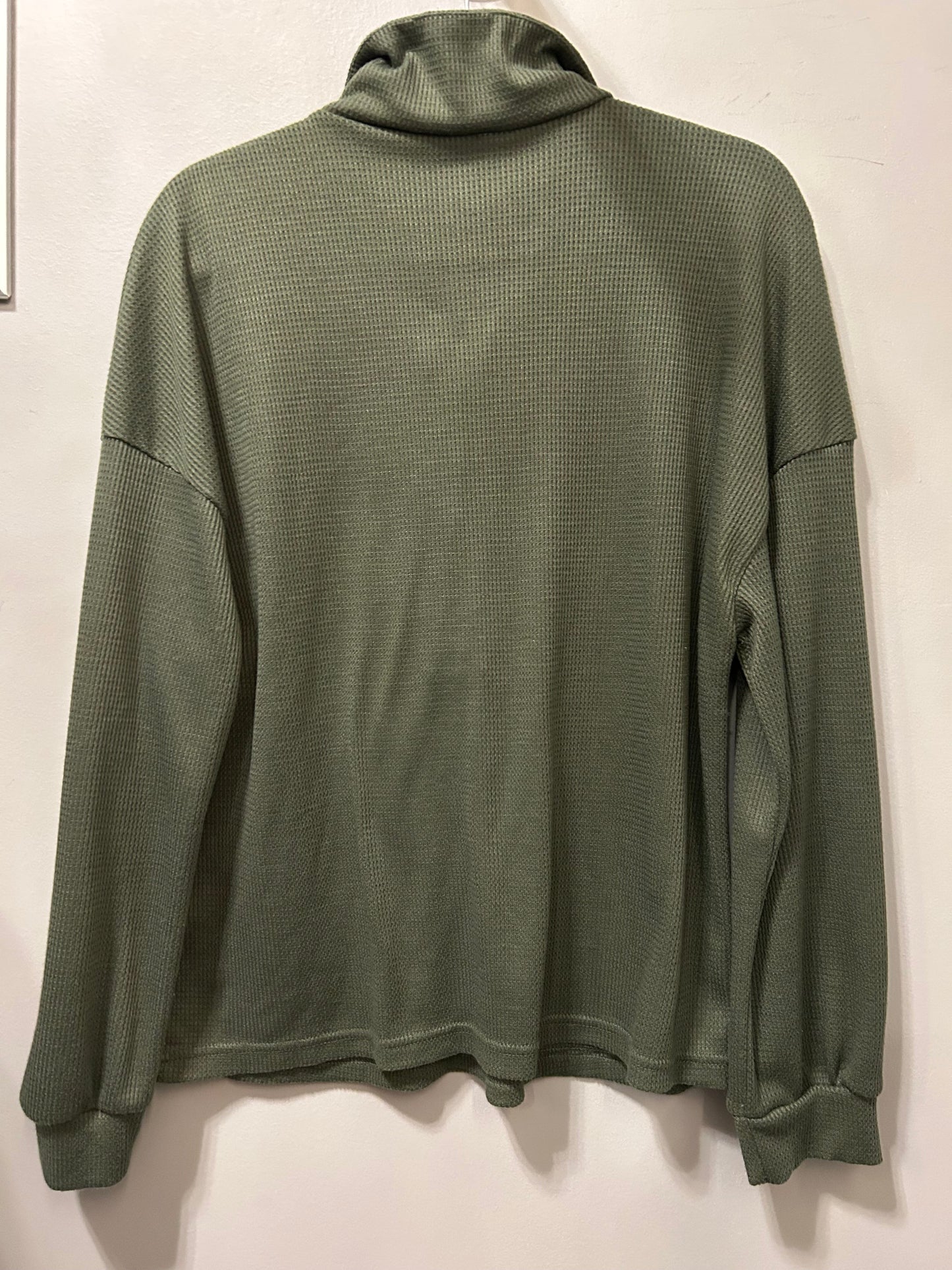 Top Long Sleeve By Shein In Green, Size: L