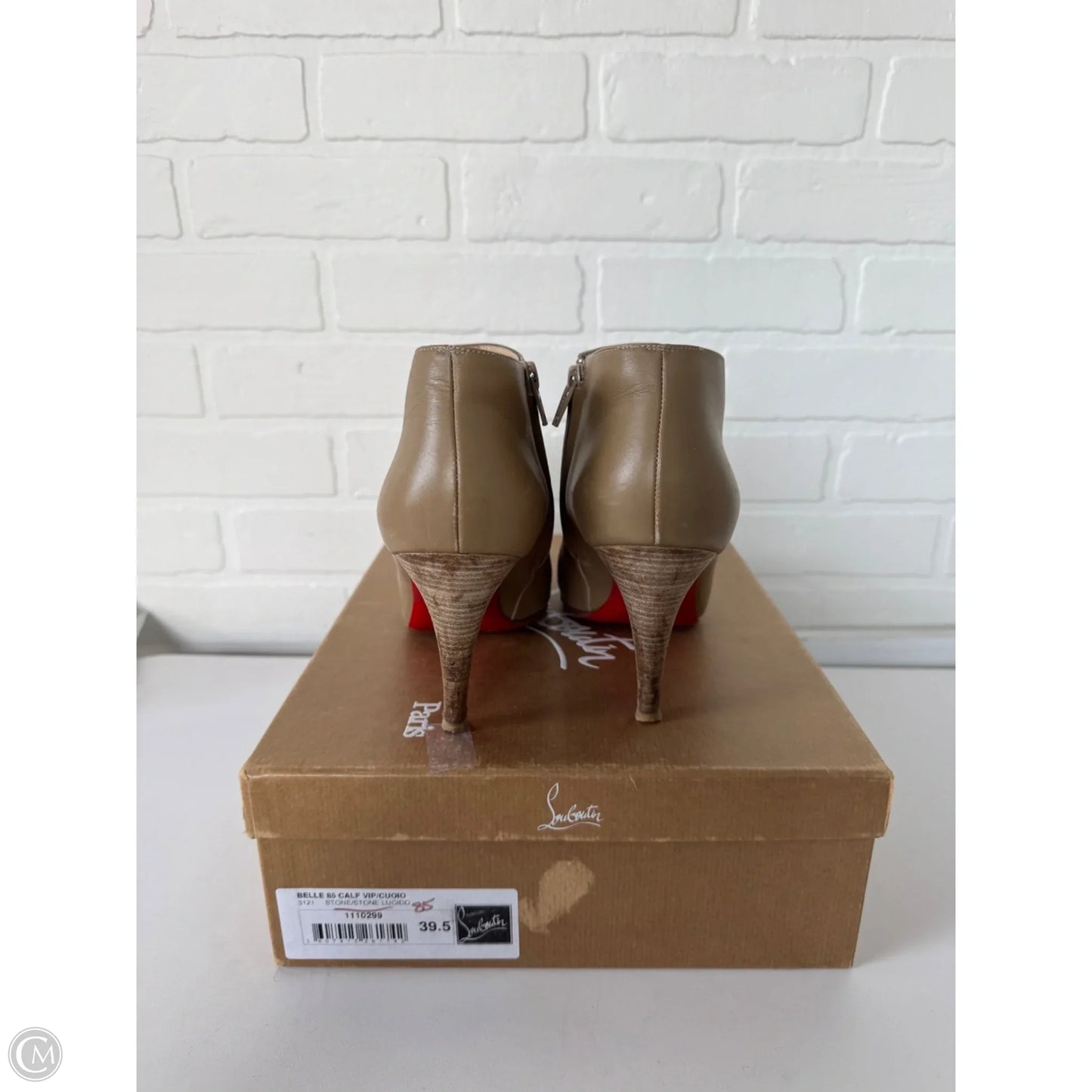 Boots Luxury Designer By Christian Louboutin In Tan, Size: 9
