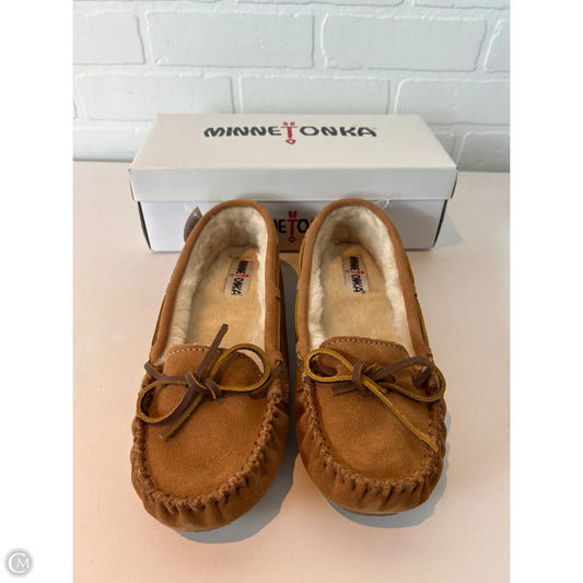 Shoes Athletic By Minnetonka In Brown, Size: 9