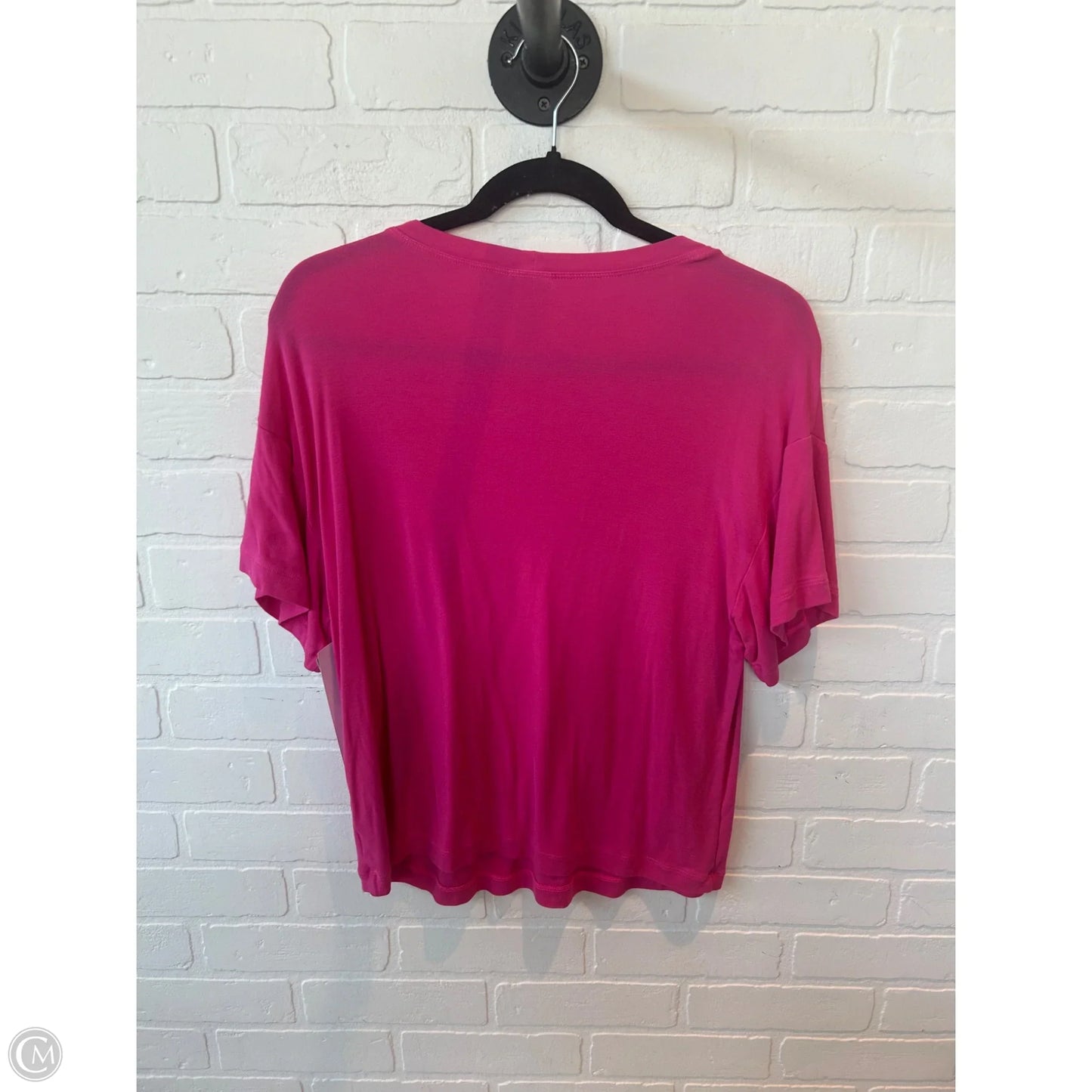 Top Short Sleeve Basic By Cabi In Pink, Size: Xs