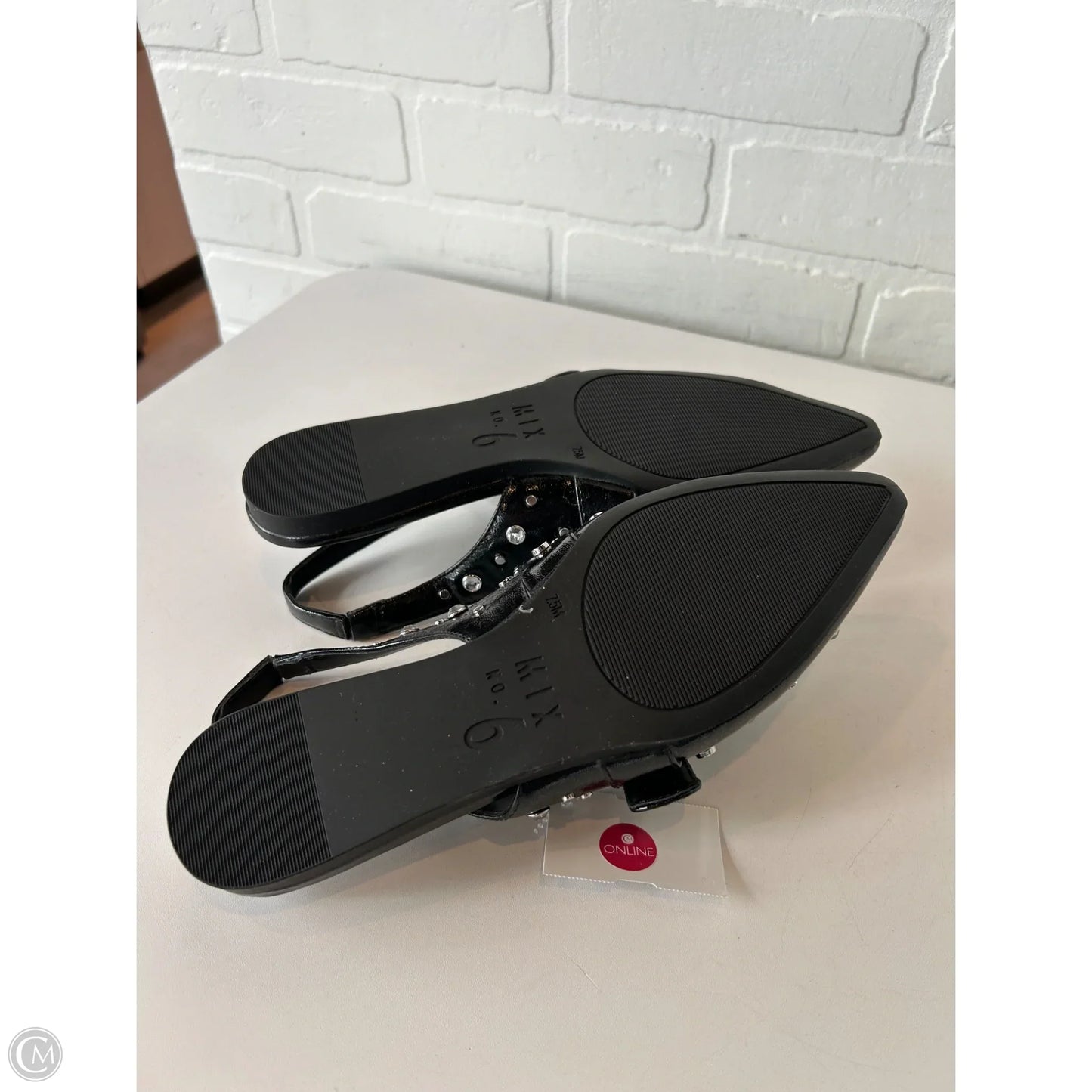 Shoes Flats By Mix No 6 In Black & Silver, Size: 7.5