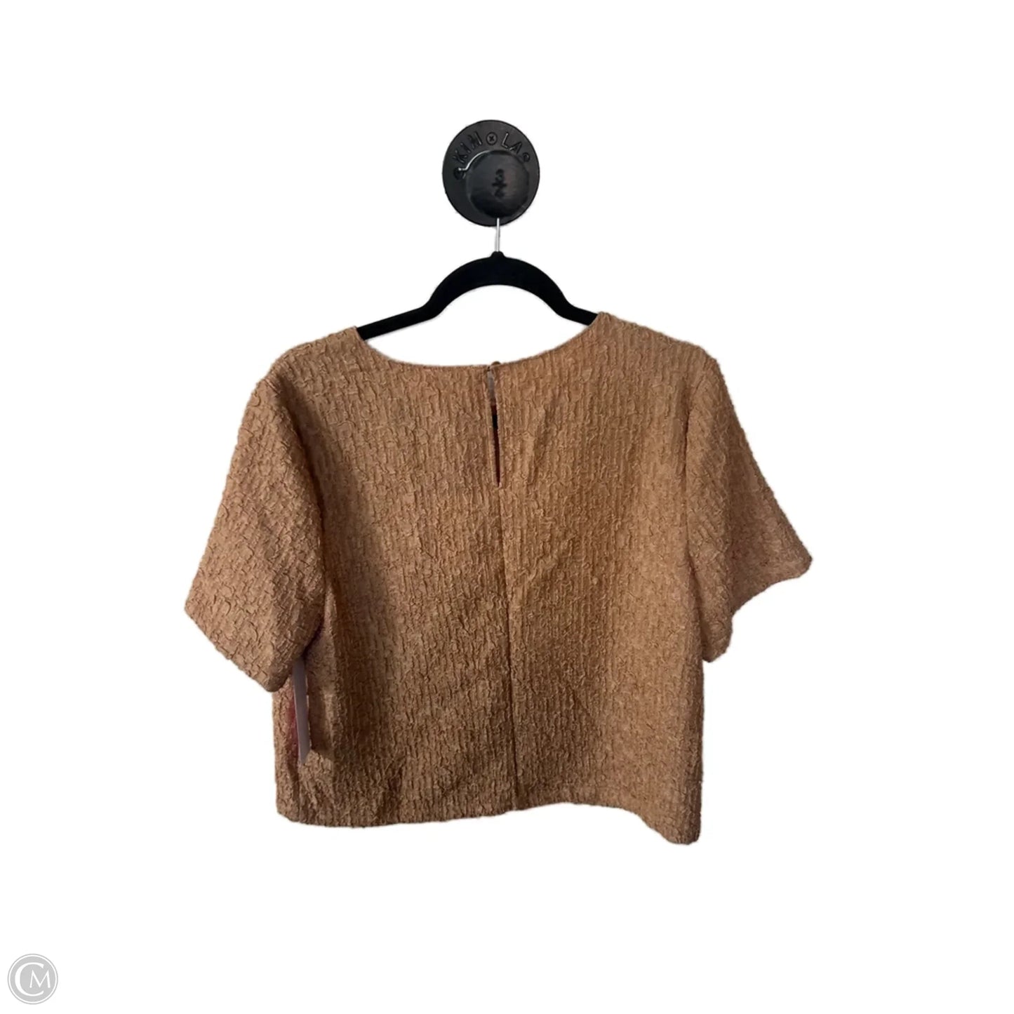 Top Short Sleeve By Melloday In Gold, Size: L