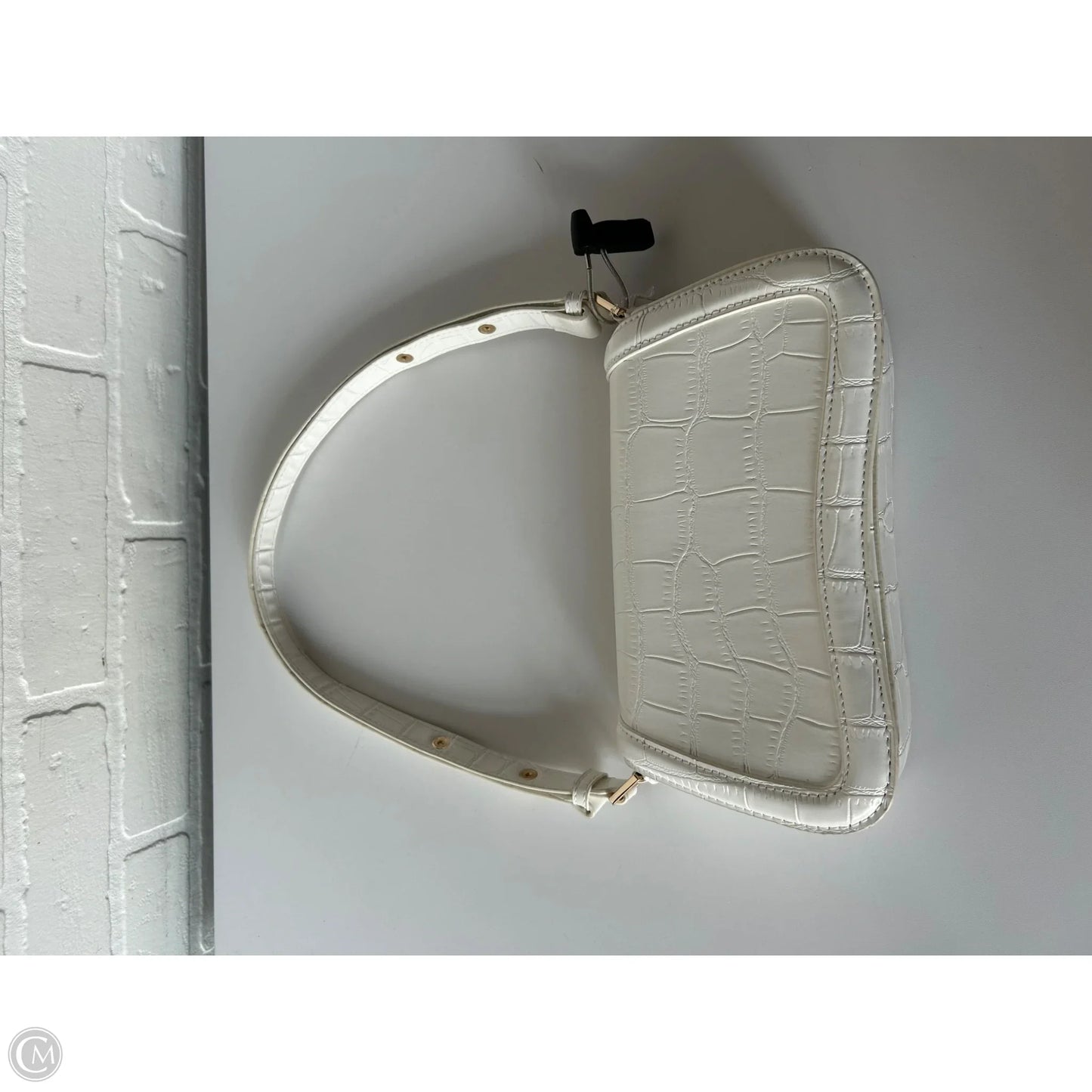 Handbag By Clothes Mentor, Size: Small