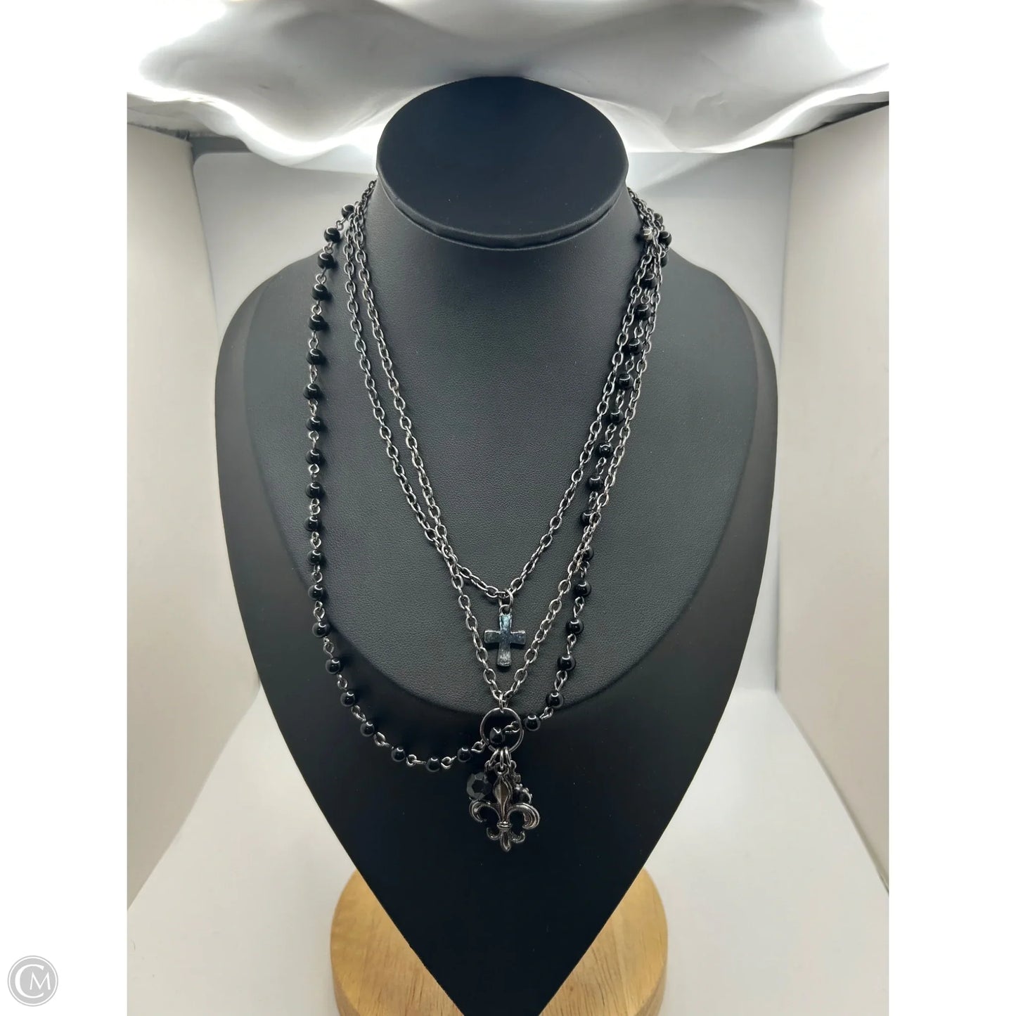 Necklace Layered By Clothes Mentor