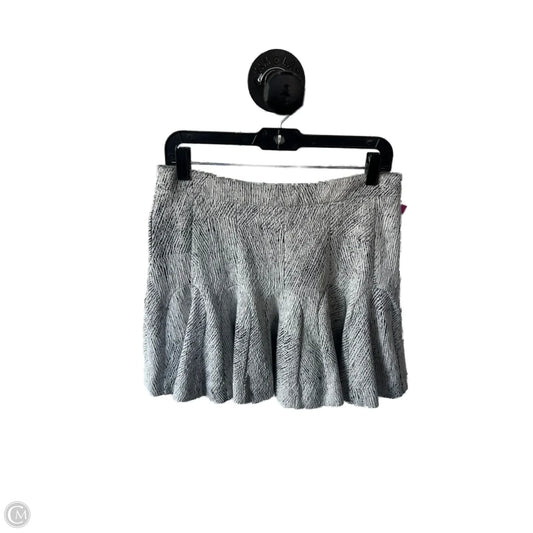 Skirt Mini & Short By Banana Republic In Black & White, Size: 8p