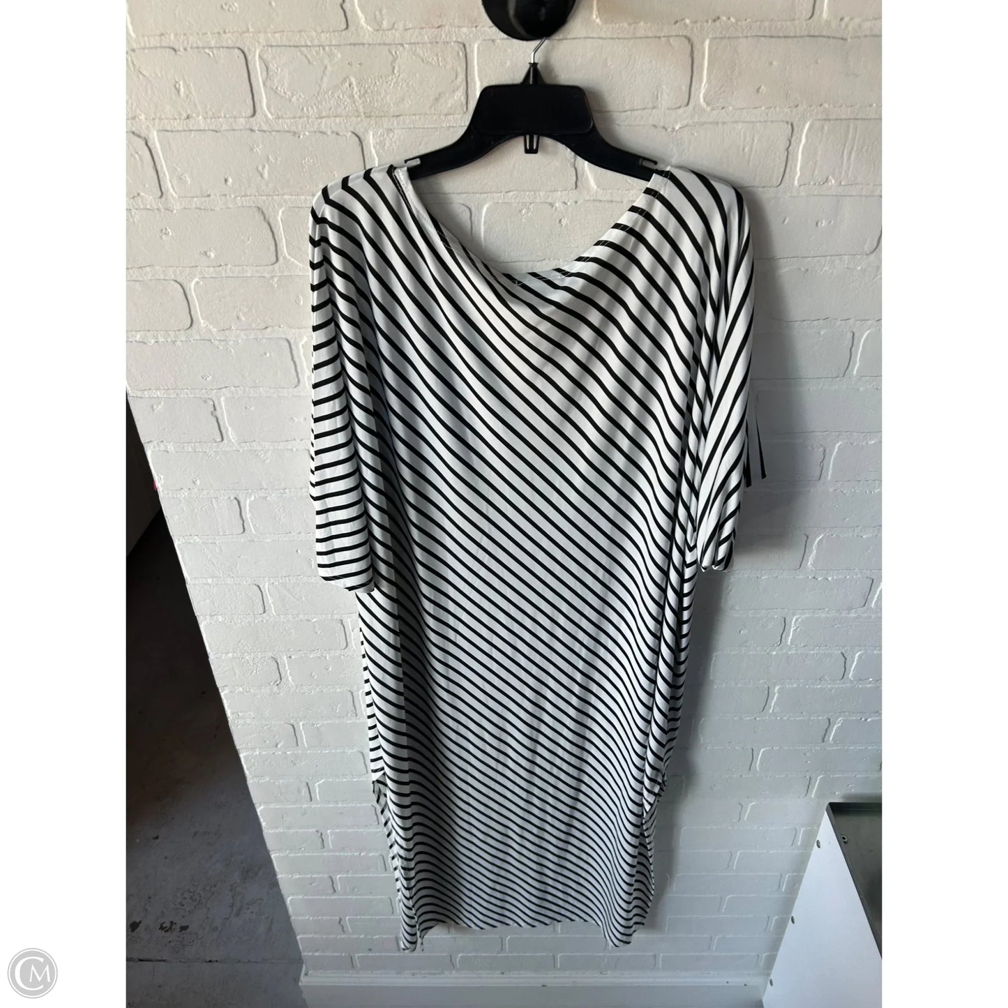 Dress Casual Maxi By Clothes Mentor In Black & White, Size: Xl