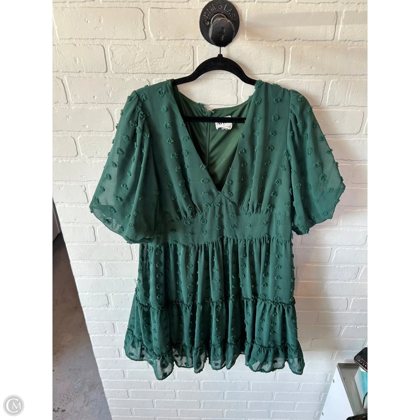 Dress Casual Short By Arula In Green, Size: Xl