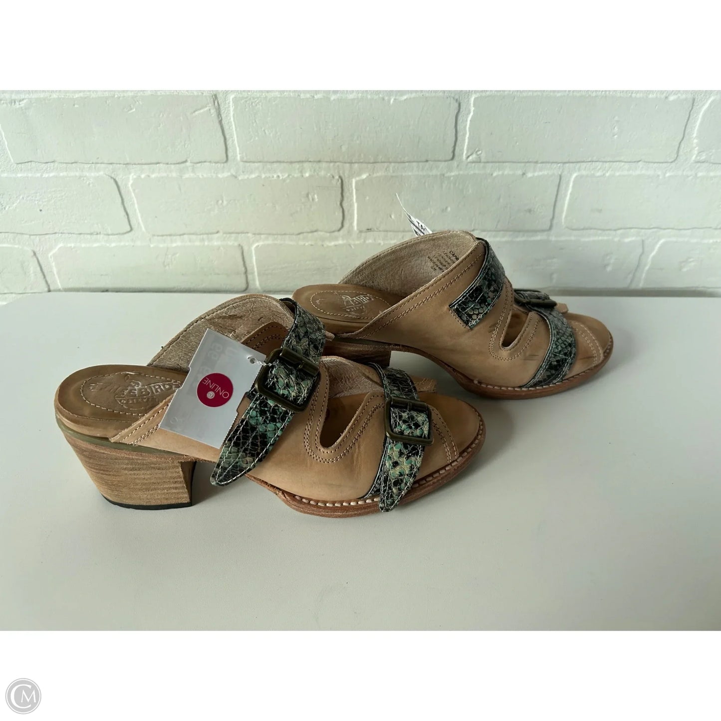 Sandals Heels Block By Freebird In Green & Tan, Size: 10