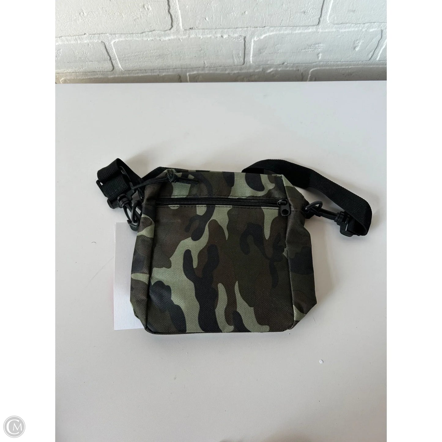 Crossbody By Clothes Mentor, Size: Small