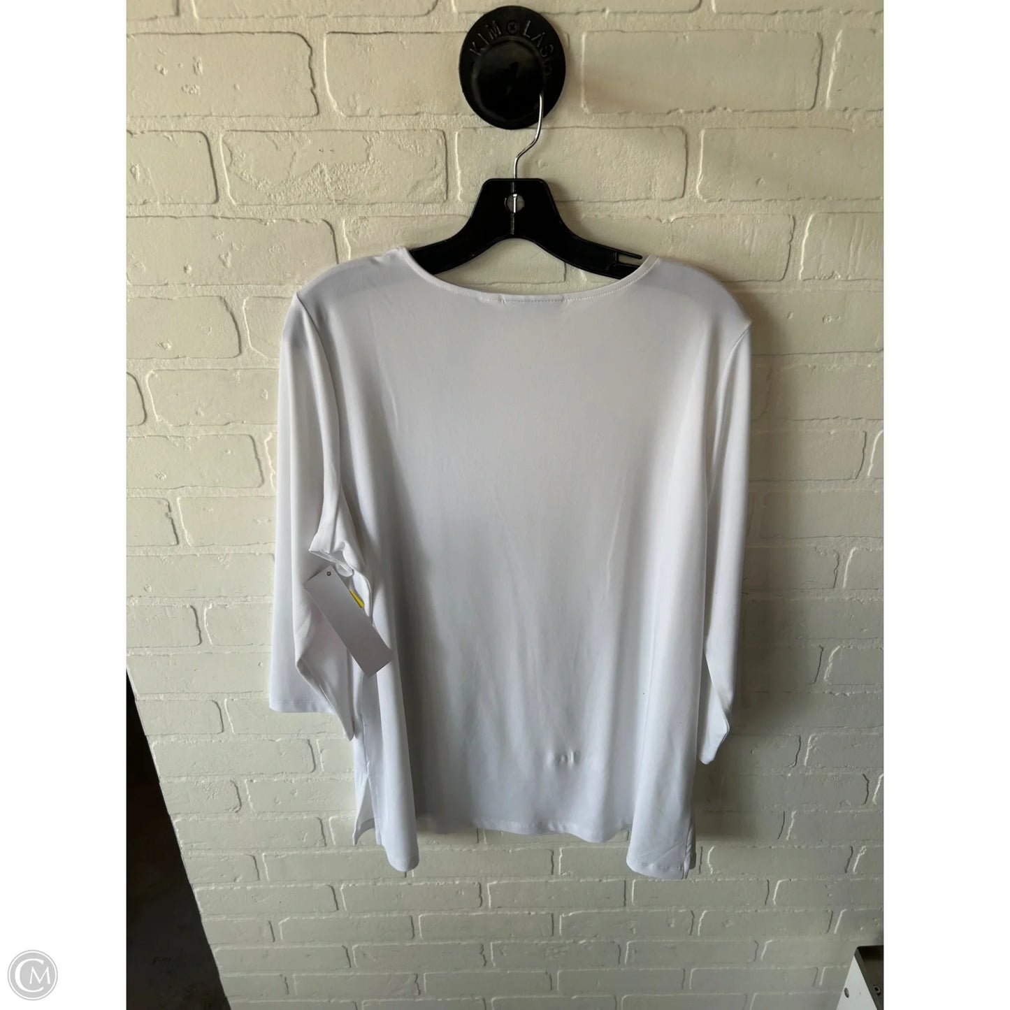 Top Long Sleeve By Susan Graver In White, Size: L