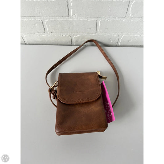 Crossbody By Clothes Mentor, Size: Small