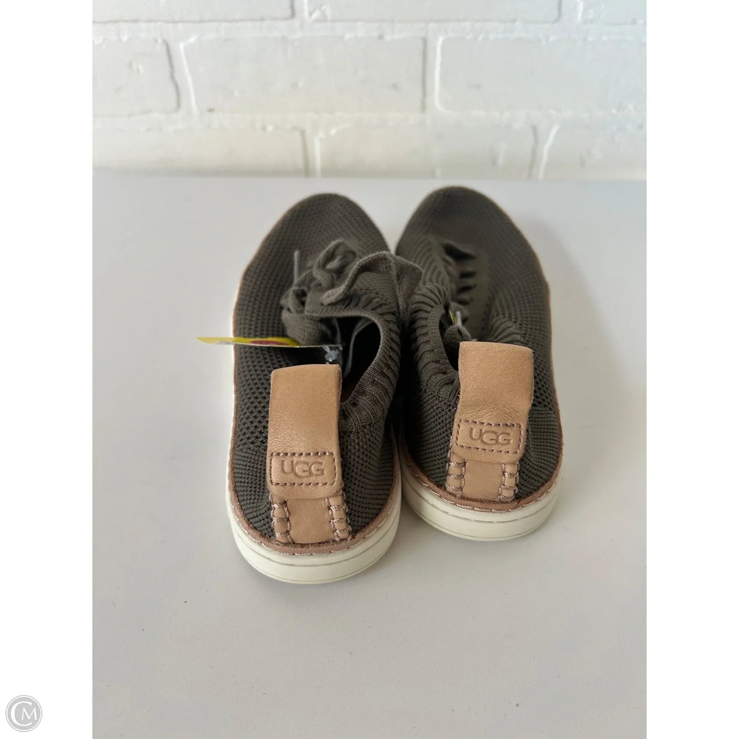 Shoes Designer By Ugg In Green & Tan, Size: 7