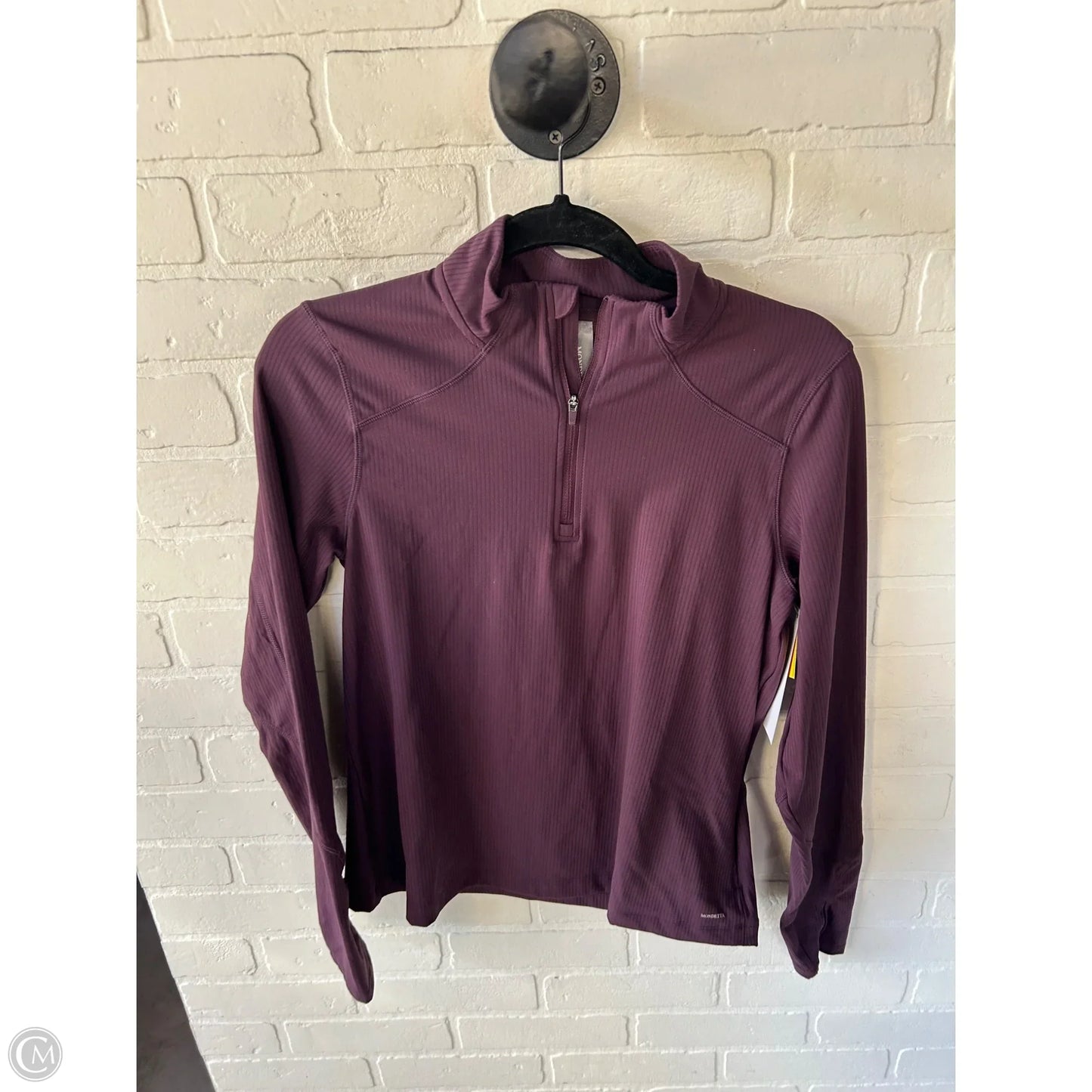 Athletic Top Long Sleeve Collar By Mondetta In Purple, Size: M