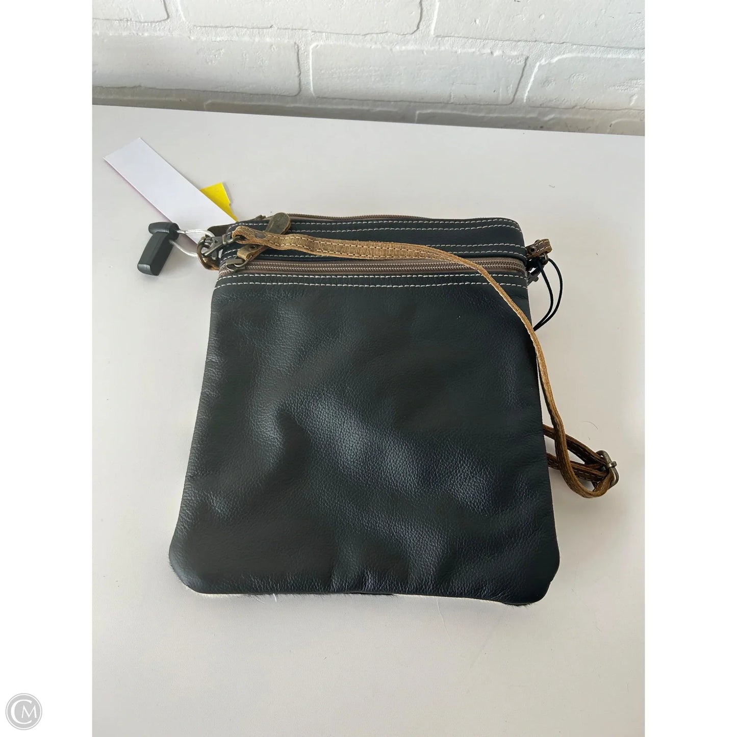 Crossbody Leather By Myra, Size: Medium