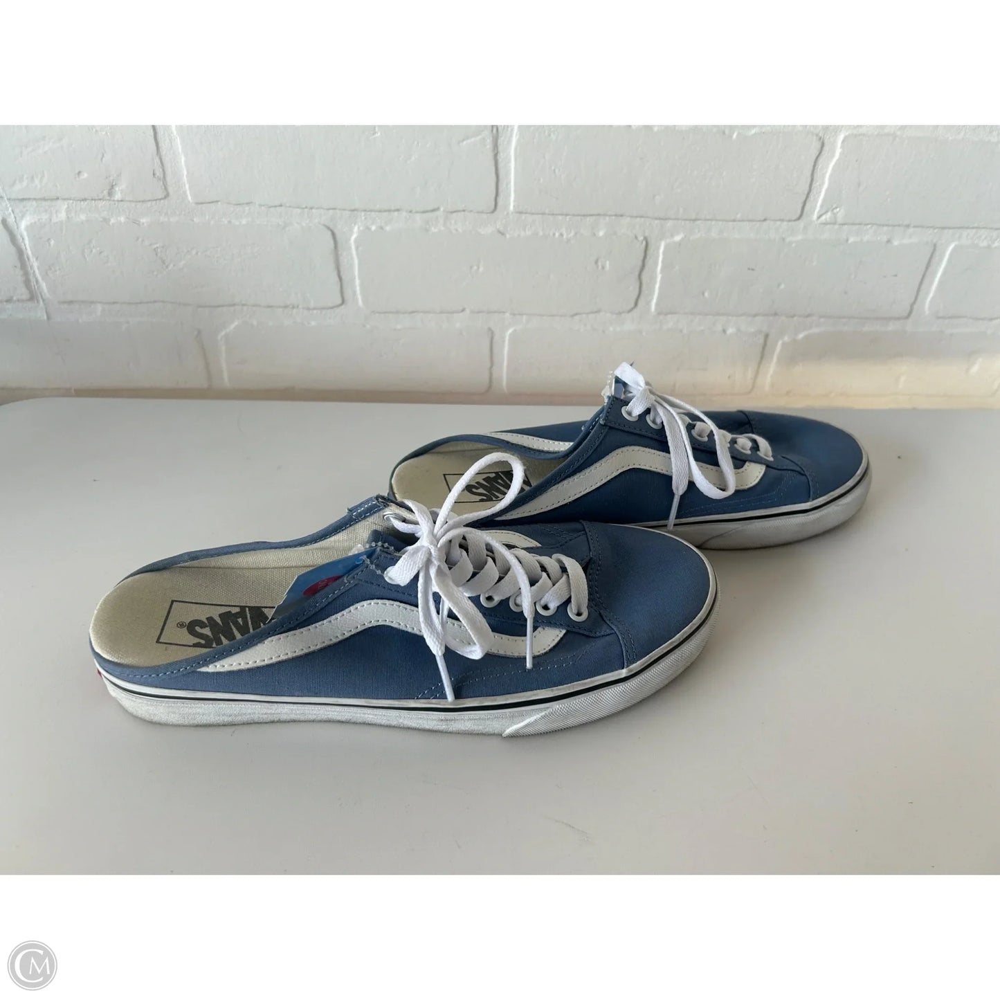 Shoes Sneakers By Vans In Blue & White, Size: 10