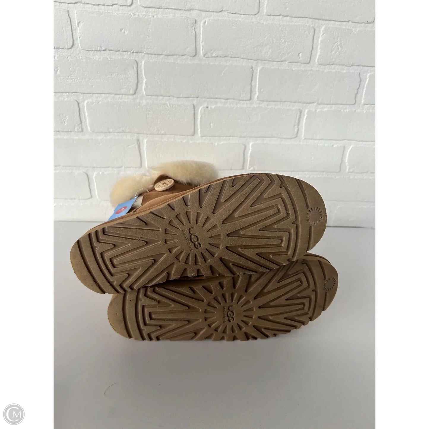 Boots Designer By Ugg In Brown & Cream, Size: 9