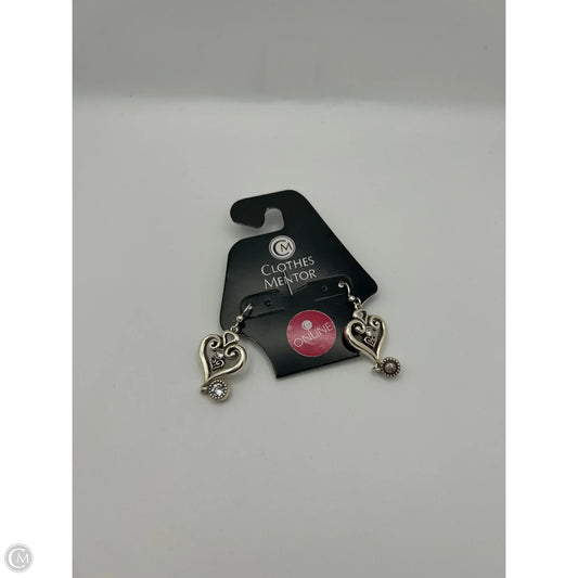 Necklace Layered By Clothes Mentor