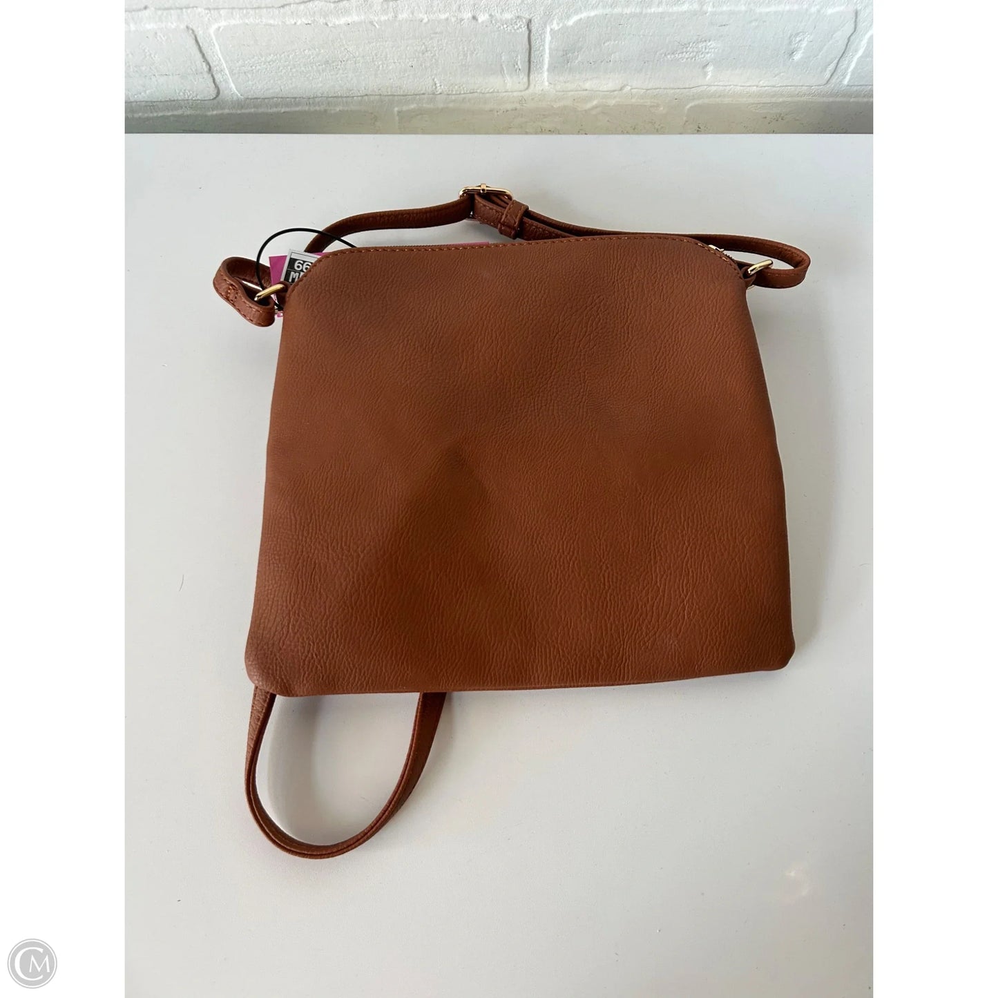 Crossbody By Clothes Mentor, Size: Medium
