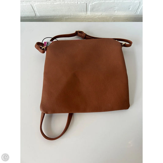 Crossbody By Clothes Mentor, Size: Medium