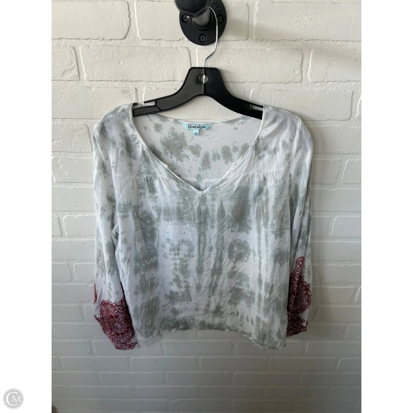 Top Long Sleeve By Cmc In Grey & Red, Size: S