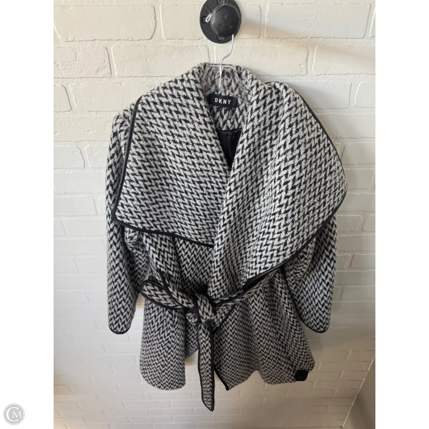 Coat Other By Dkny In Black & White, Size: 1x