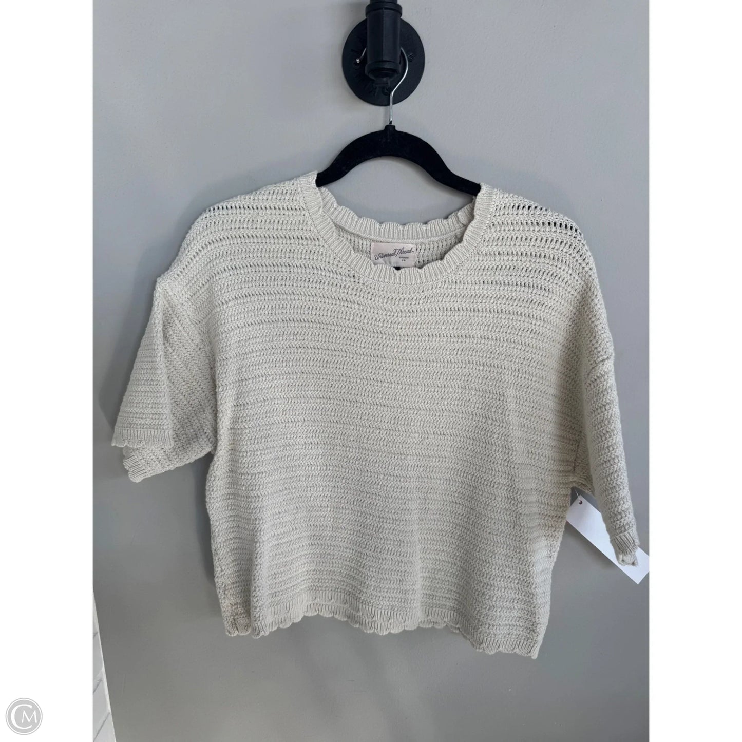 Sweater Short Sleeve By Universal Thread In Cream, Size: L