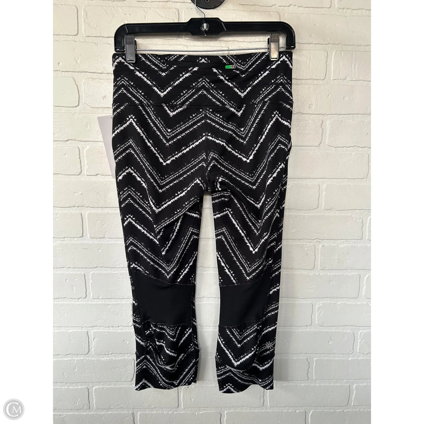 Athletic Capris By Athleta In Black & White, Size: 4