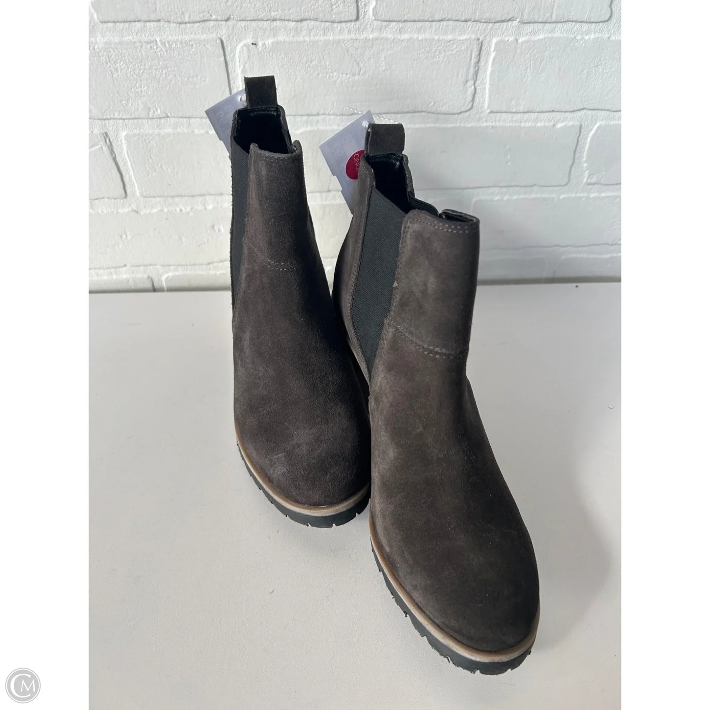 Boots Ankle Heels By Clothes Mentor In Brown, Size: 8.5