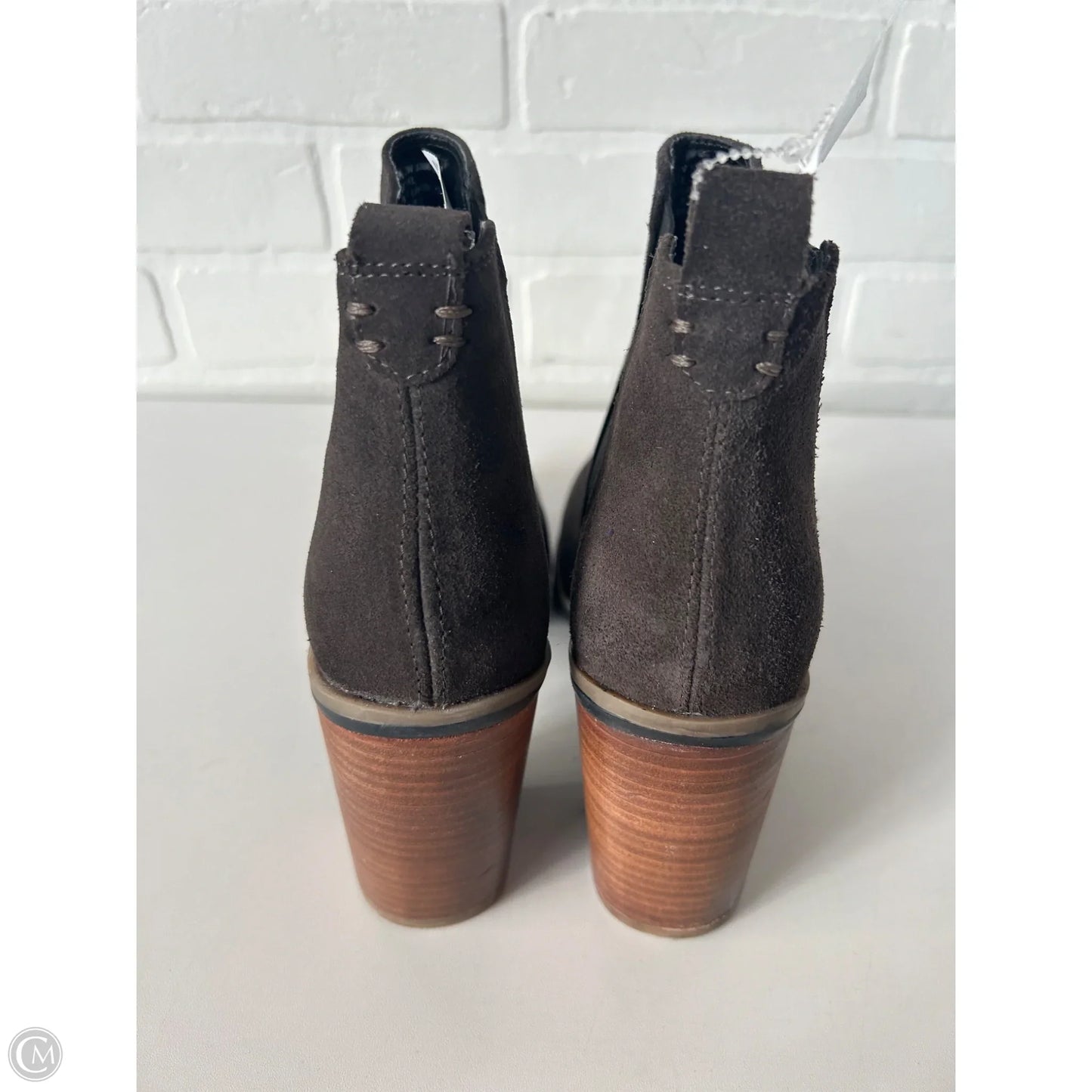 Boots Ankle Heels By Clothes Mentor In Brown, Size: 8.5