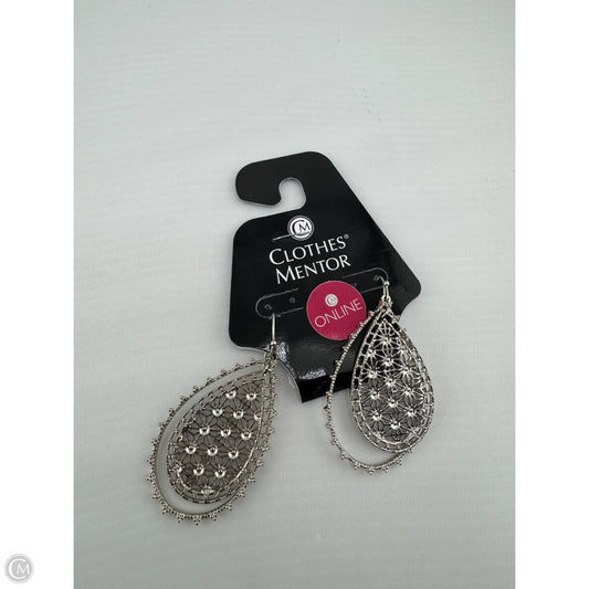 Earrings Dangle/drop By Clothes Mentor