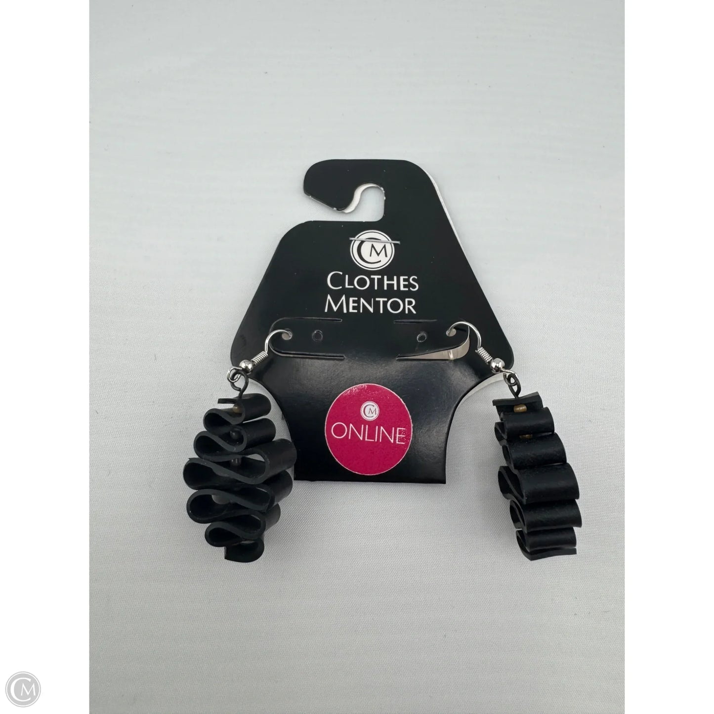 Earrings Dangle/drop By Clothes Mentor