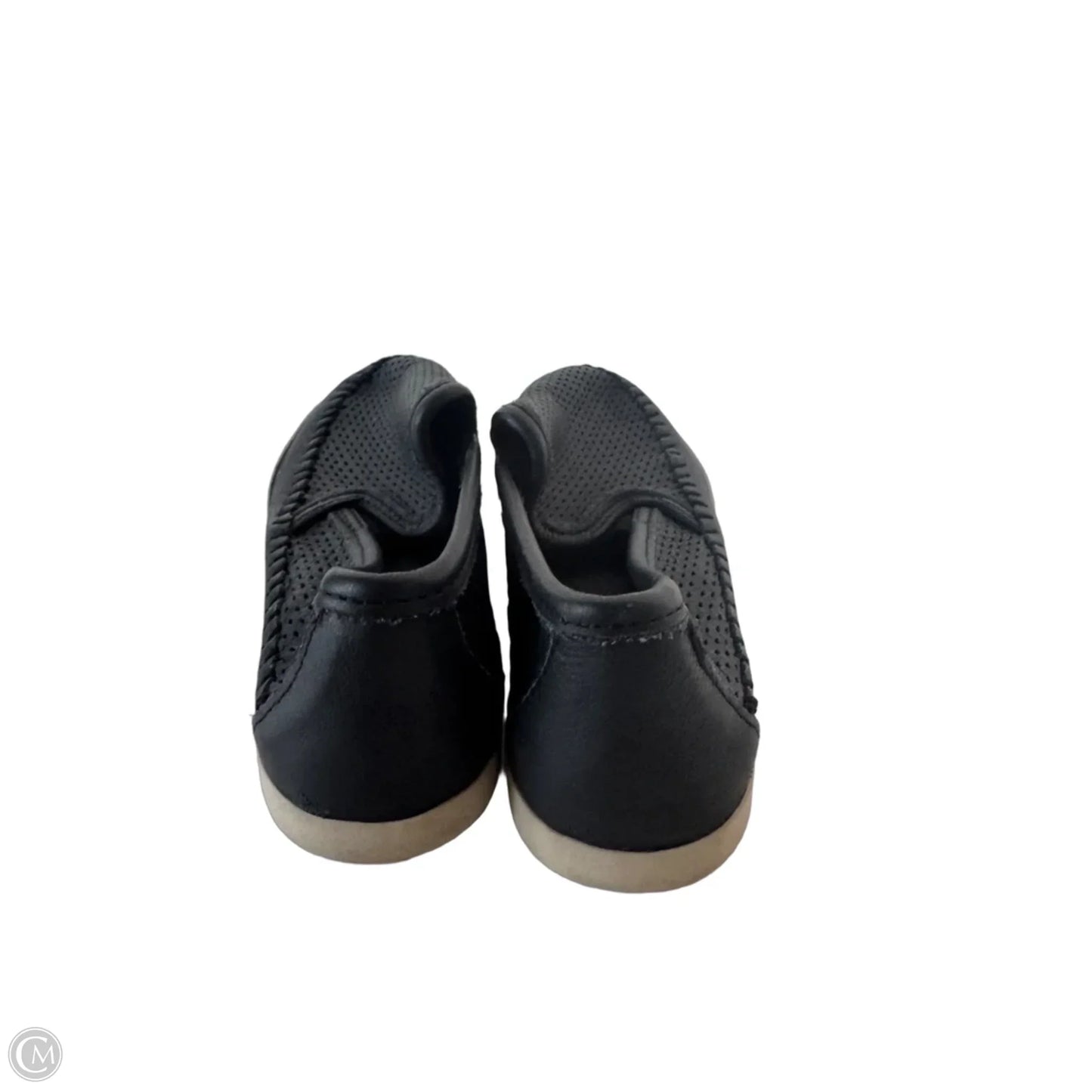 Shoes Flats By Minnetonka In Black, Size: 6.5