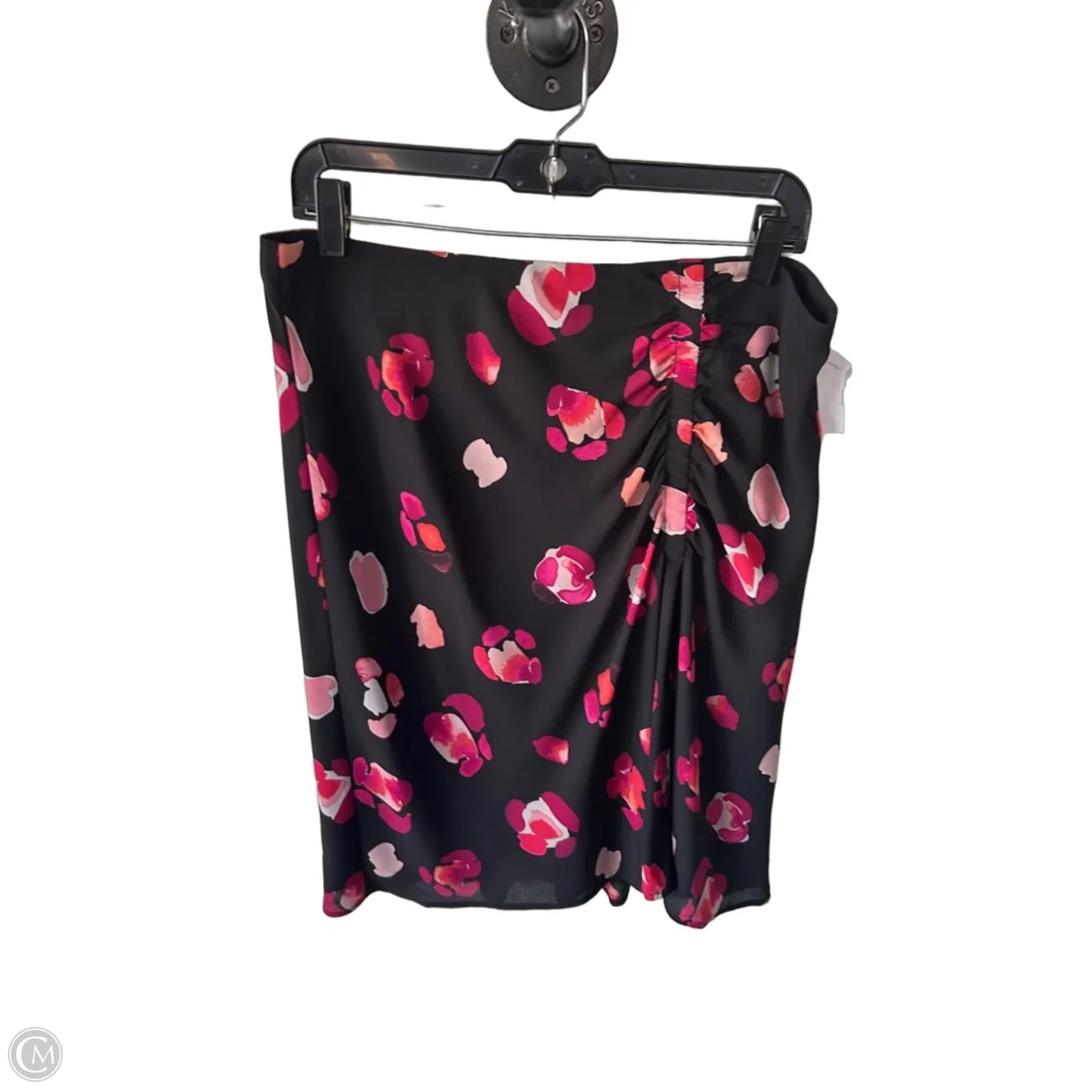 Skirt Mini & Short By Cabi In Black & Pink, Size: L