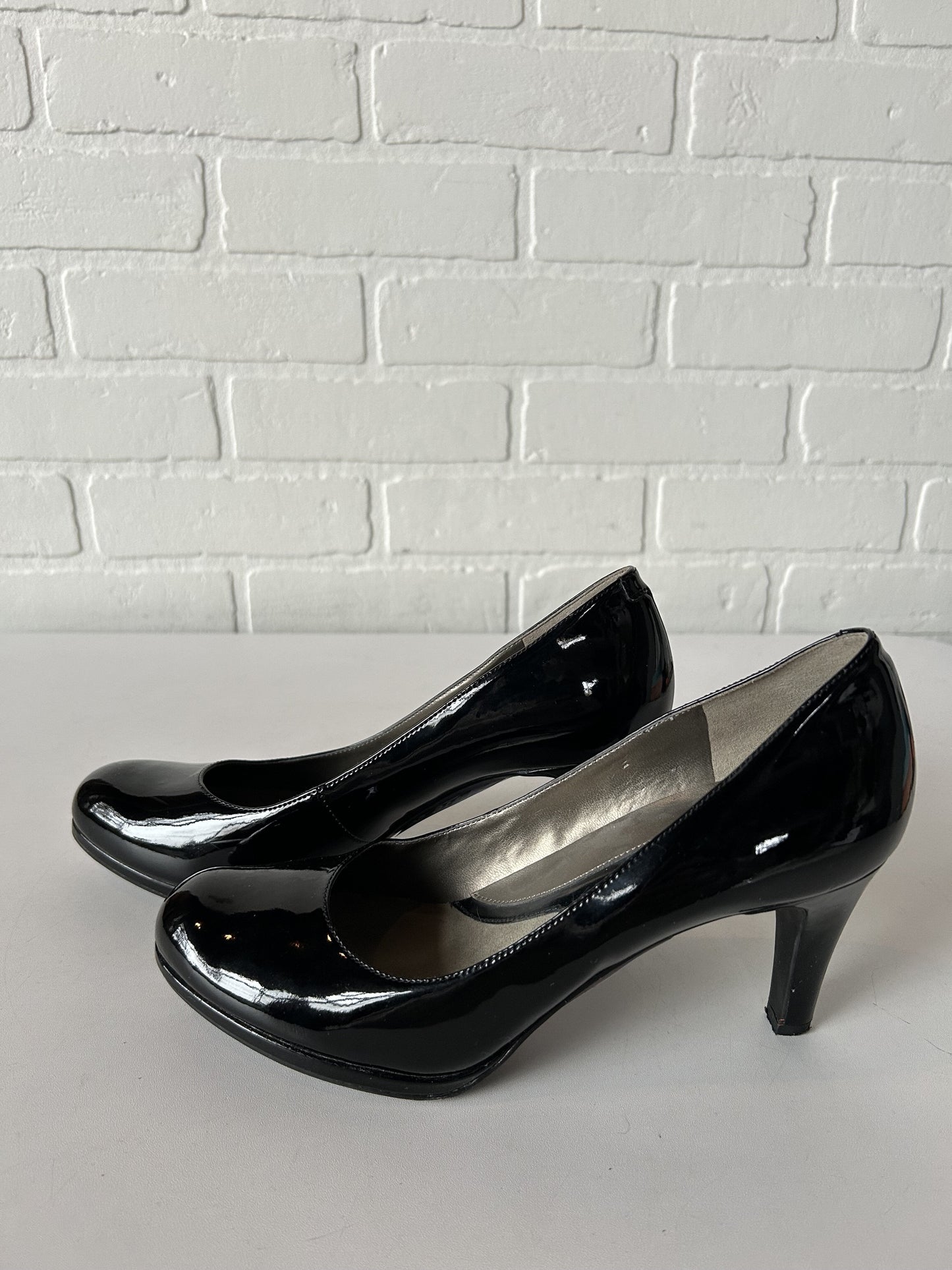 Shoes Heels Block By Naturalizer  Size: 7.5