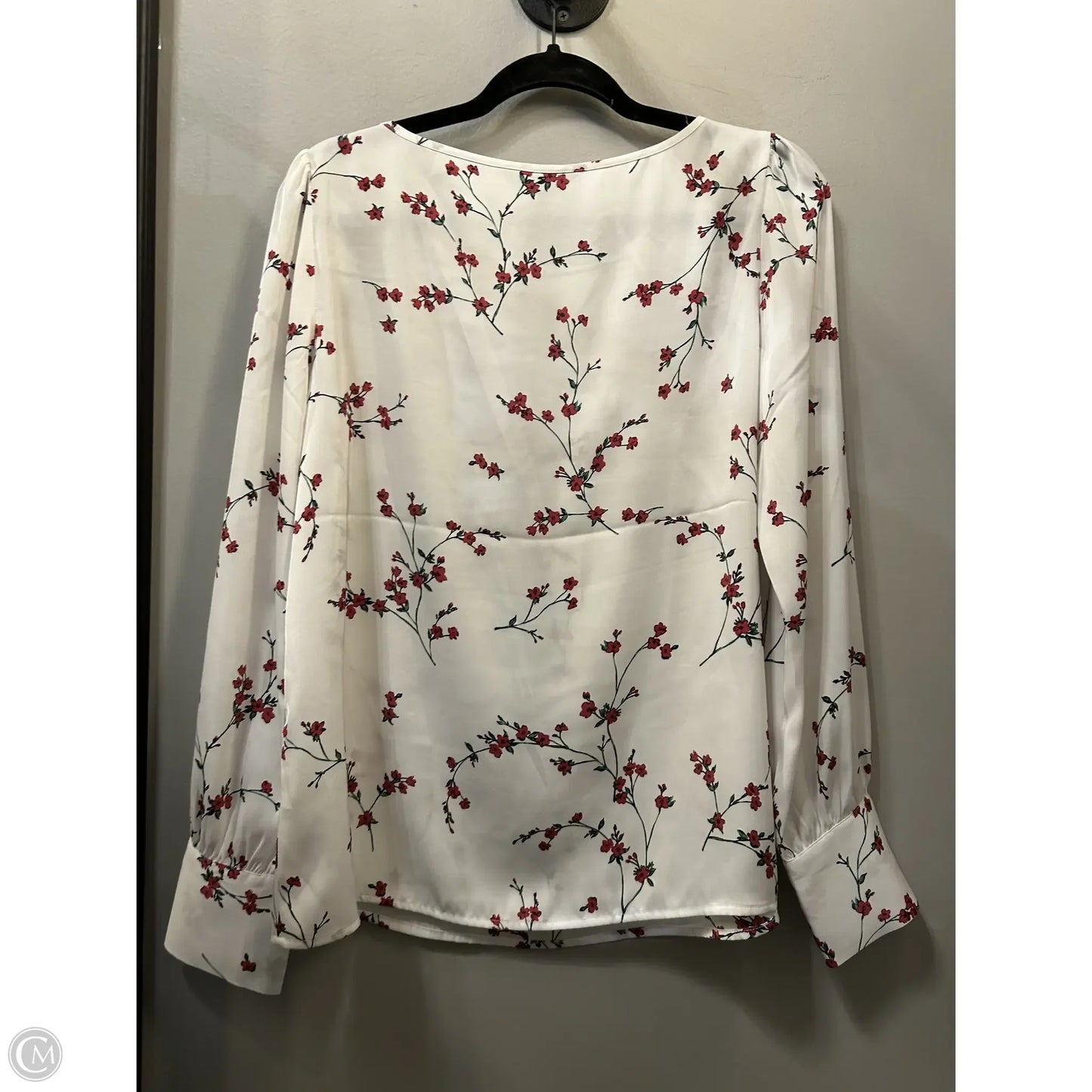 Top Long Sleeve By Express In White, Size: M