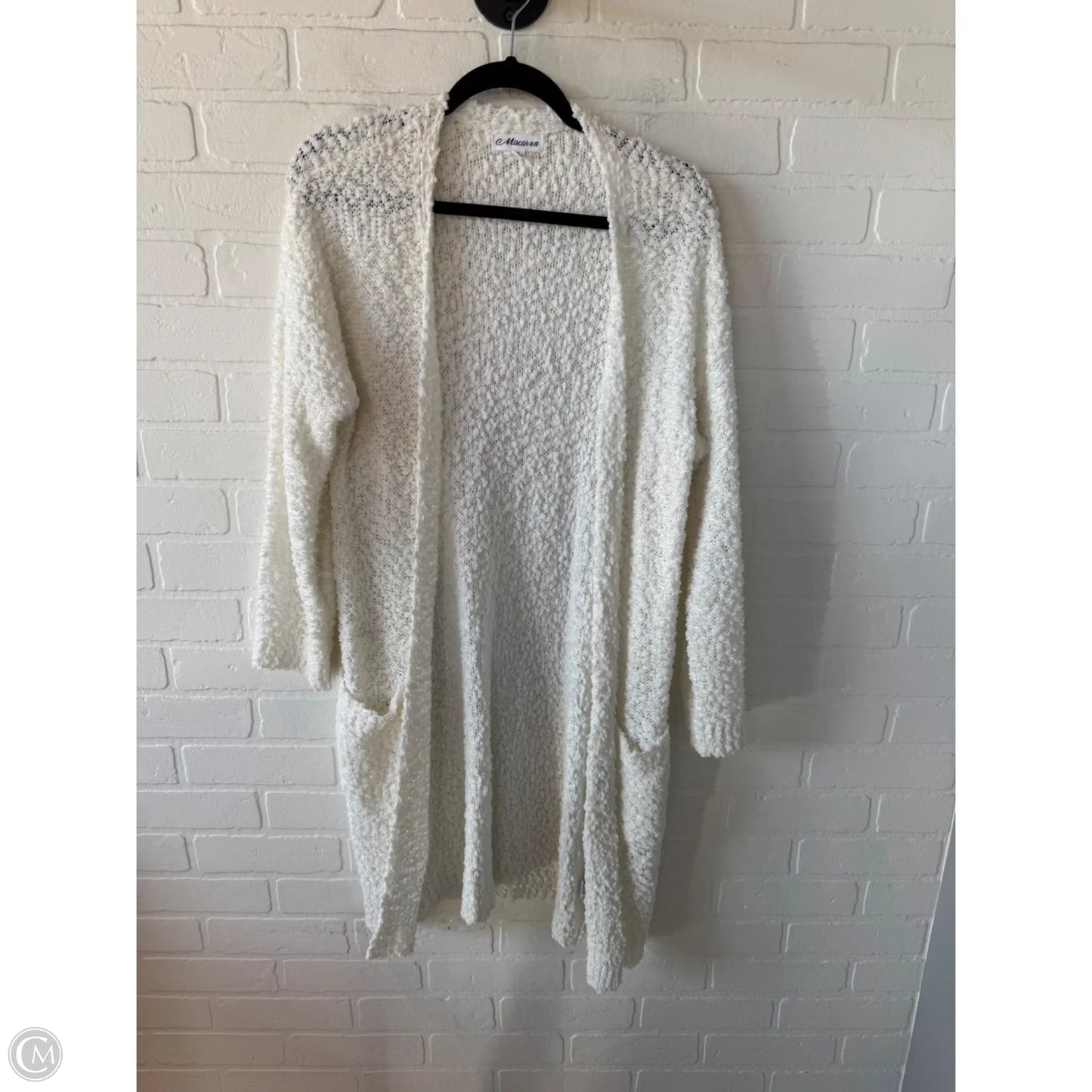 Sweater Cardigan By Clothes Mentor In White, Size: S