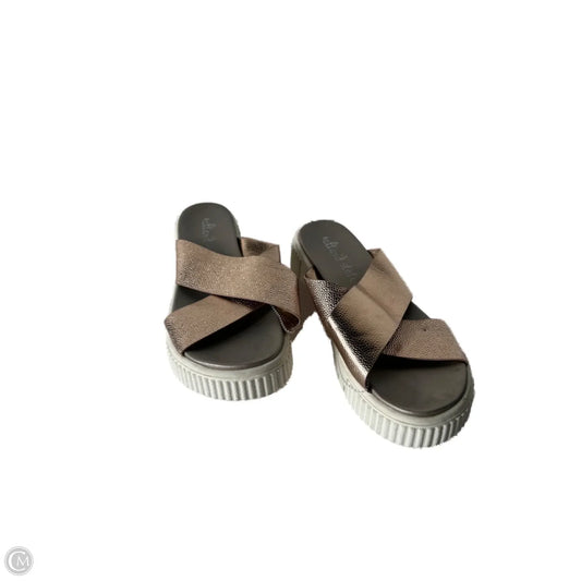 Sandals Flats By Altard State In Bronze, Size: 9