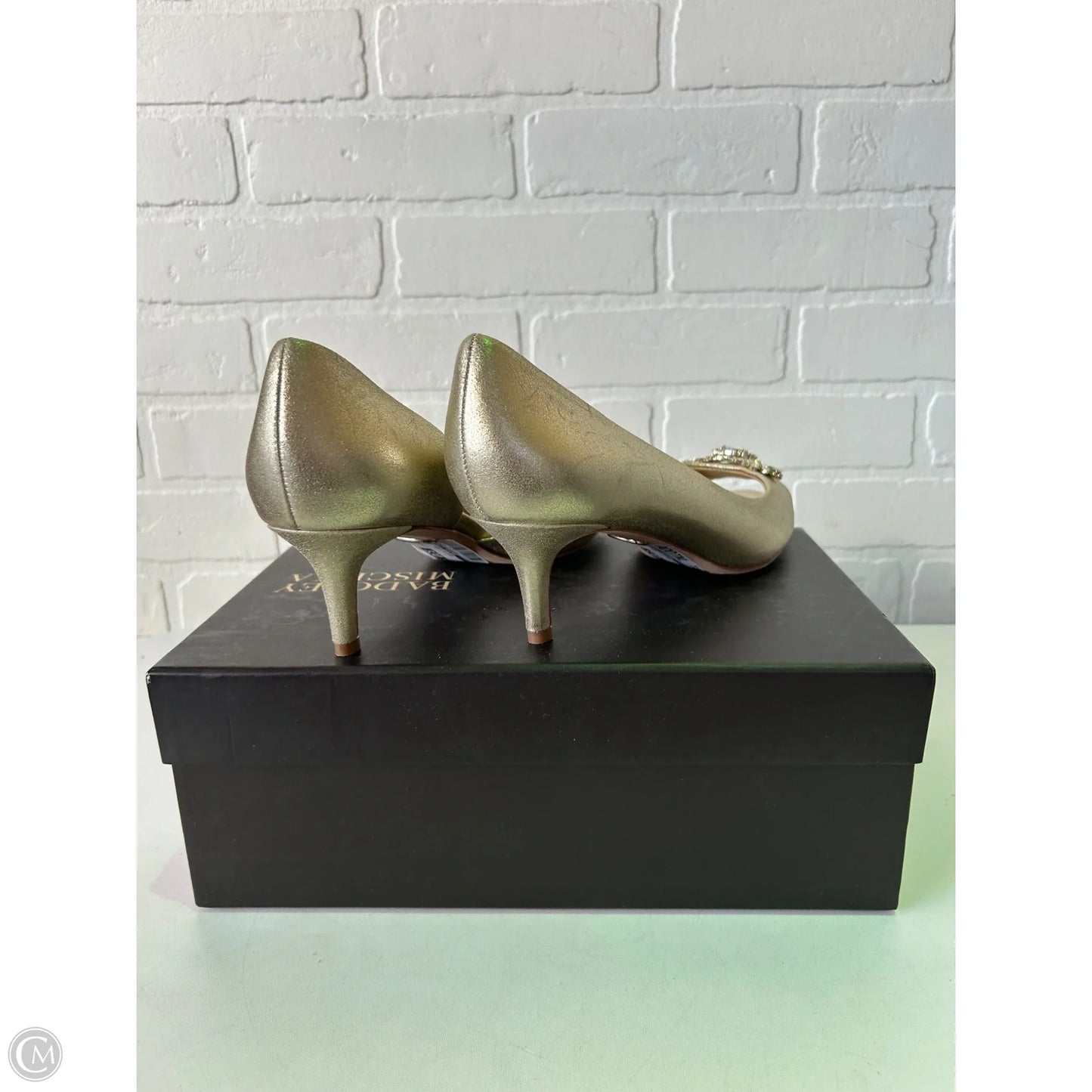 Shoes Heels Kitten By Badgley Mischka In Gold, Size: 9