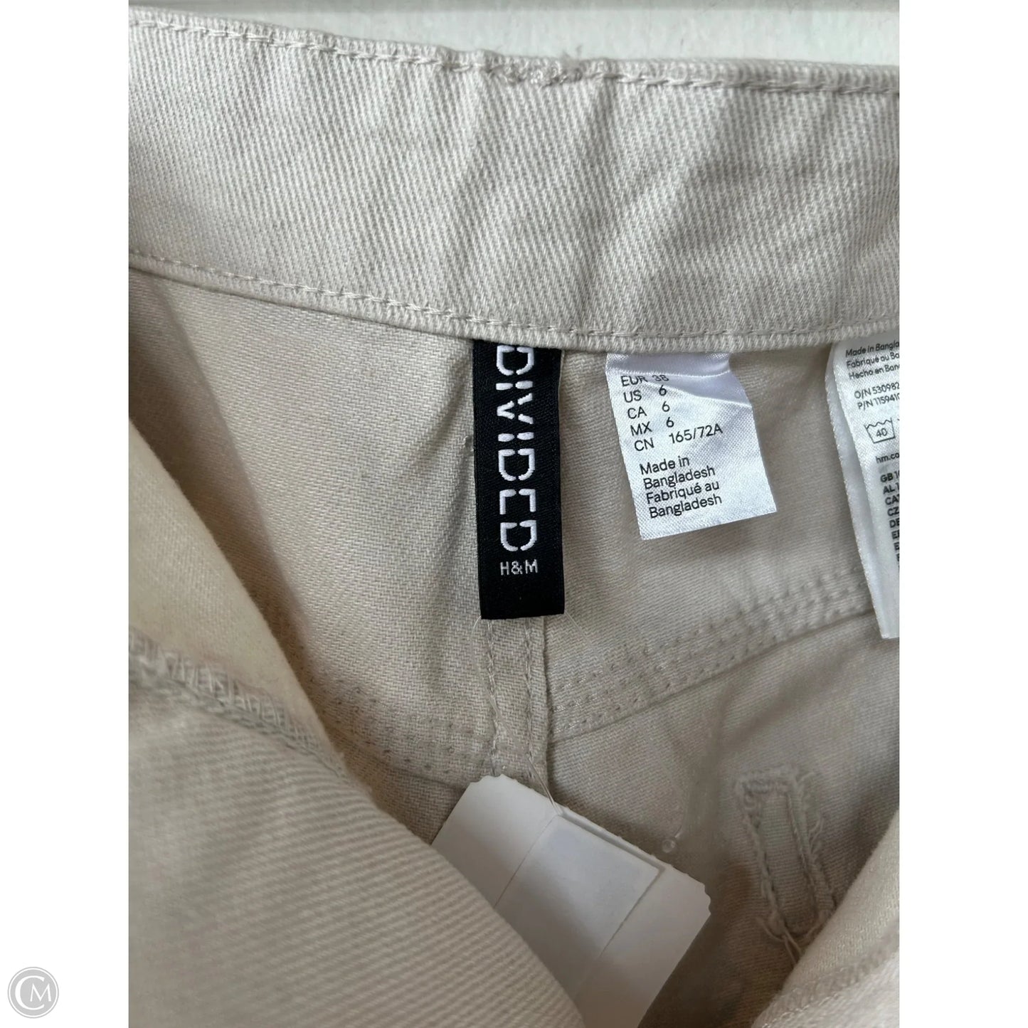 Pants Chinos & Khakis By Divided In Tan, Size: 6