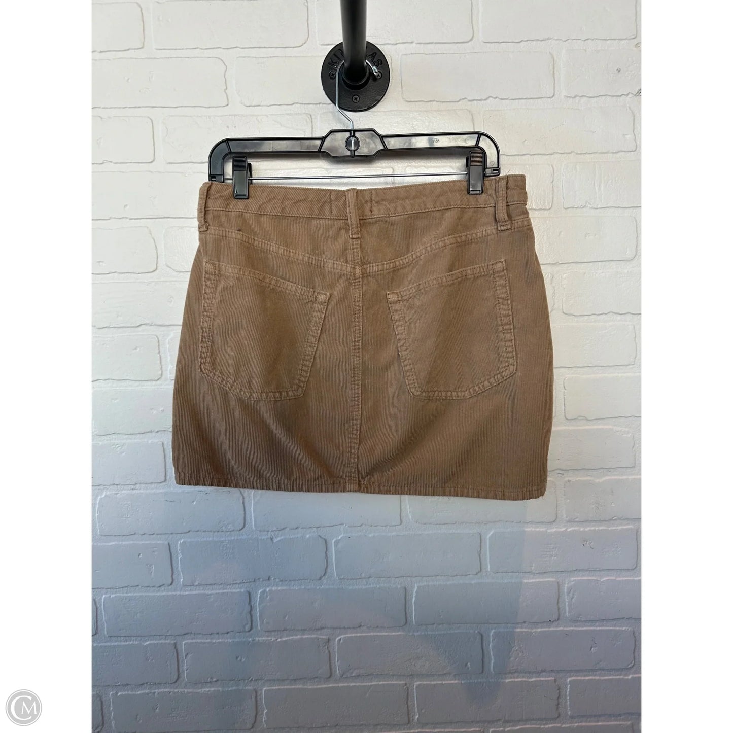 Skirt Mini & Short By Universal Thread In Tan, Size: 8