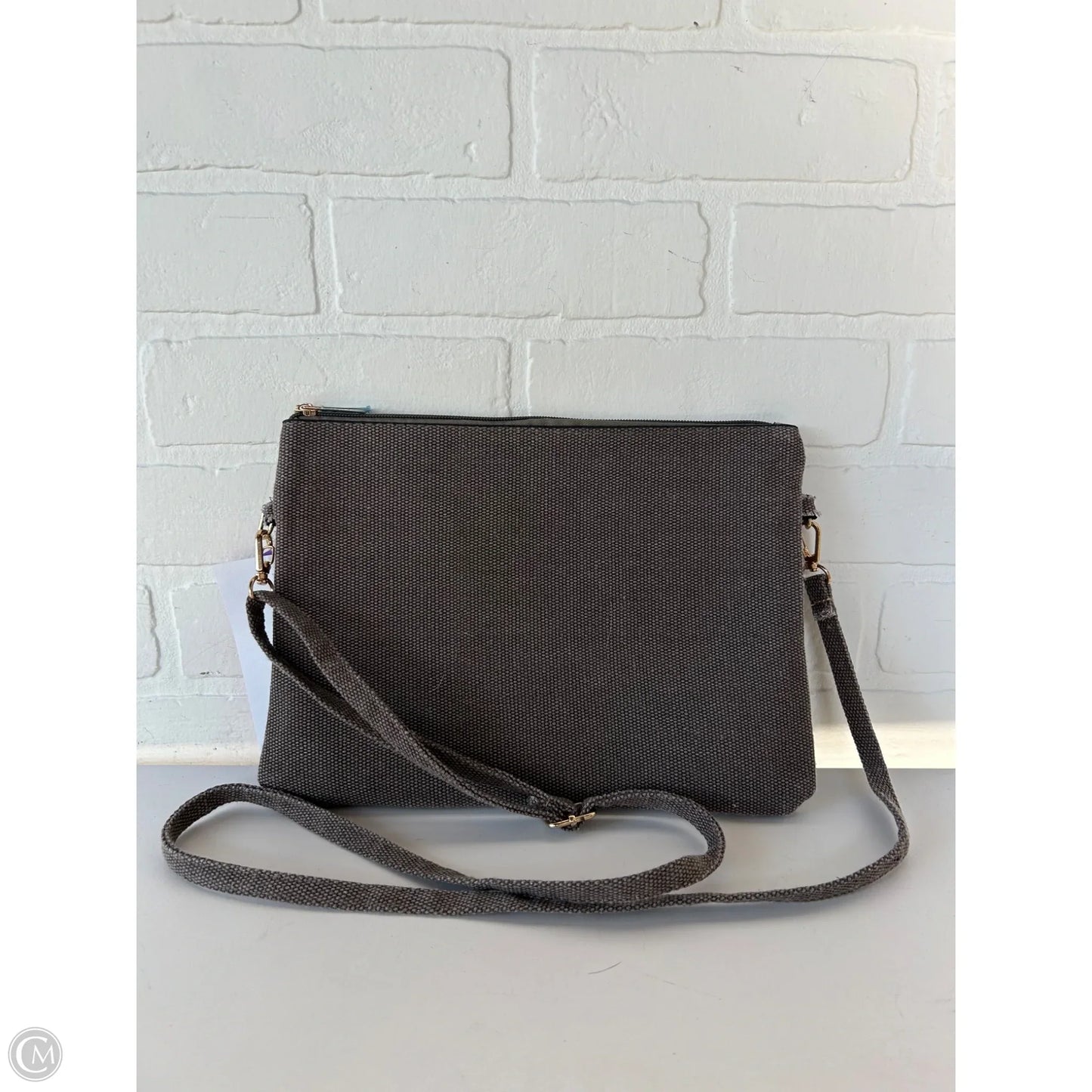 Crossbody By Clothes Mentor, Size: Medium