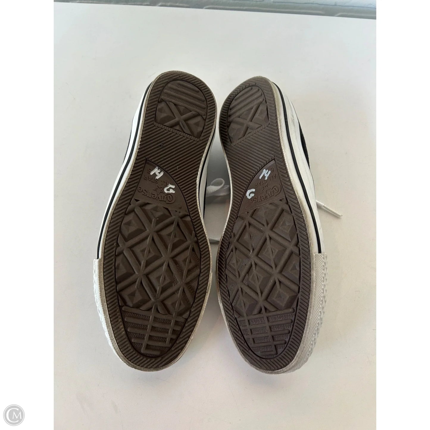 Shoes Sneakers By Converse In Black & White, Size: 8